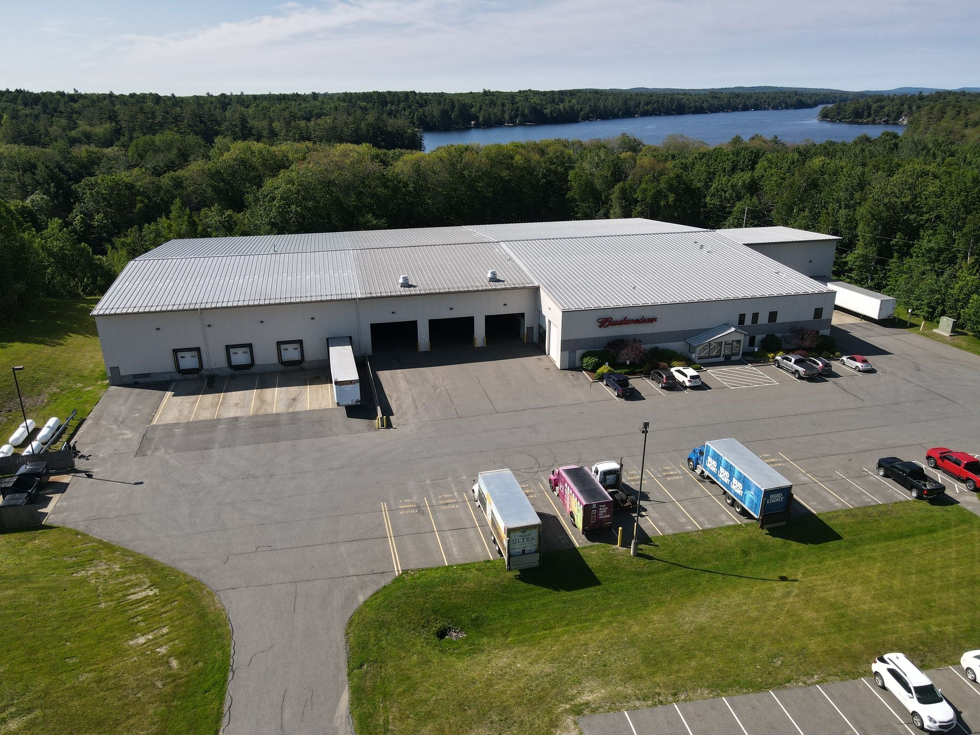 534 Belgrade Rd, Oakland, ME 04963
