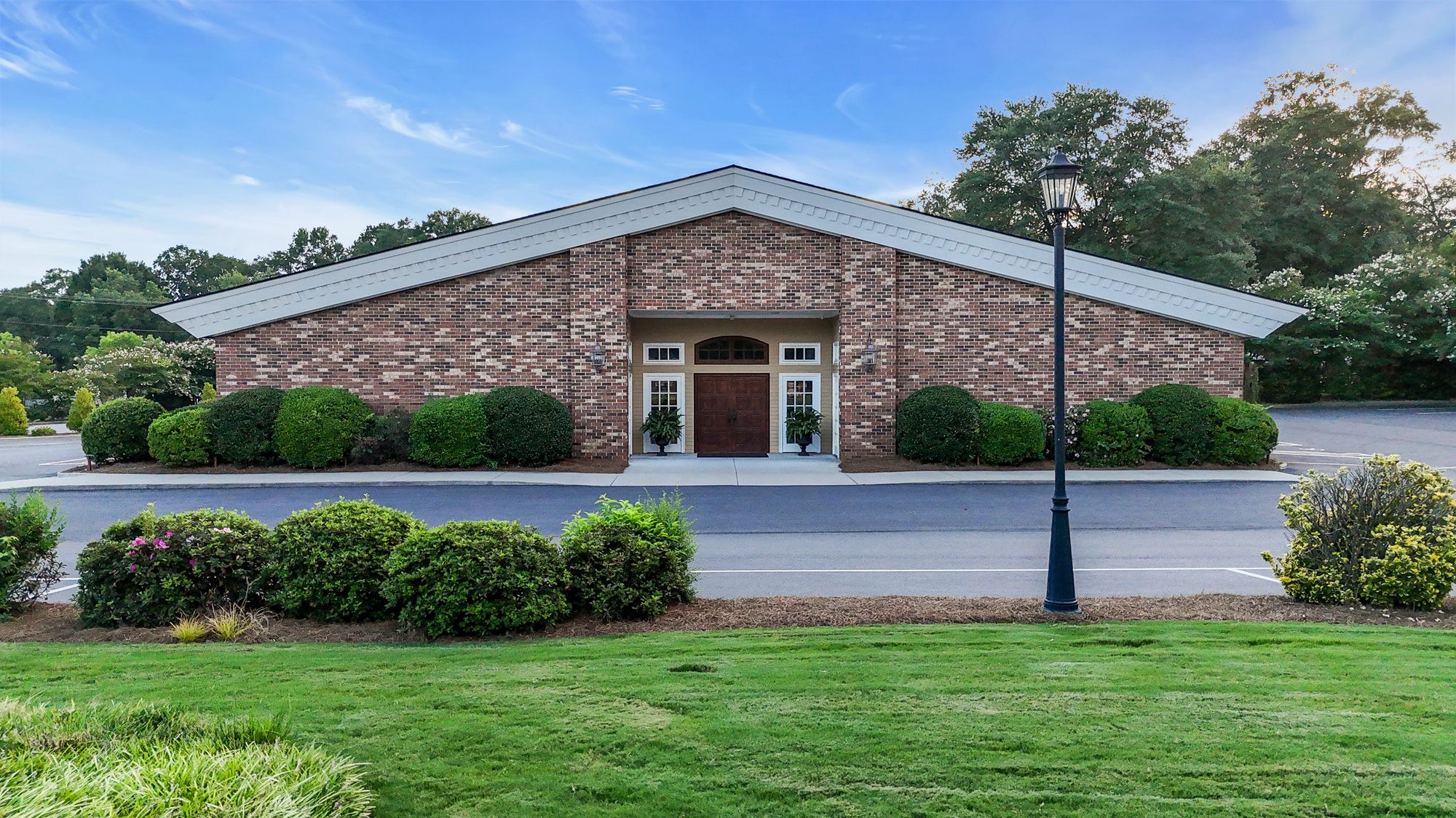 313 N Main St, Simpsonville, SC 29681