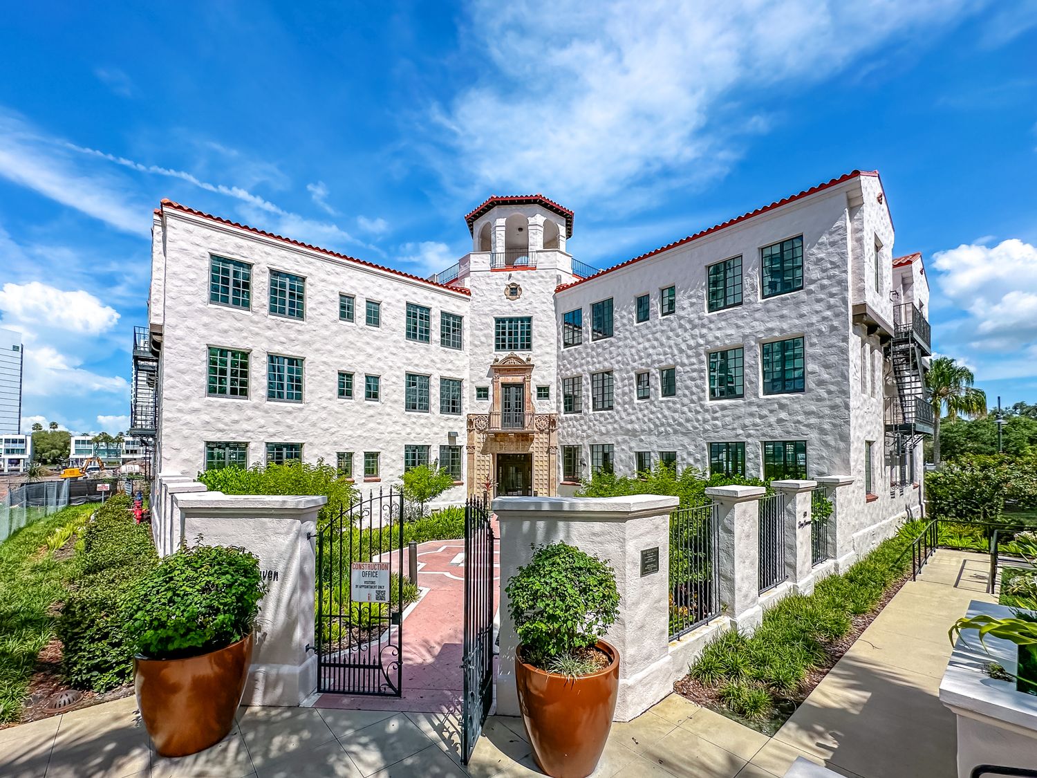 601 Quay Commons Sarasota FL 34236