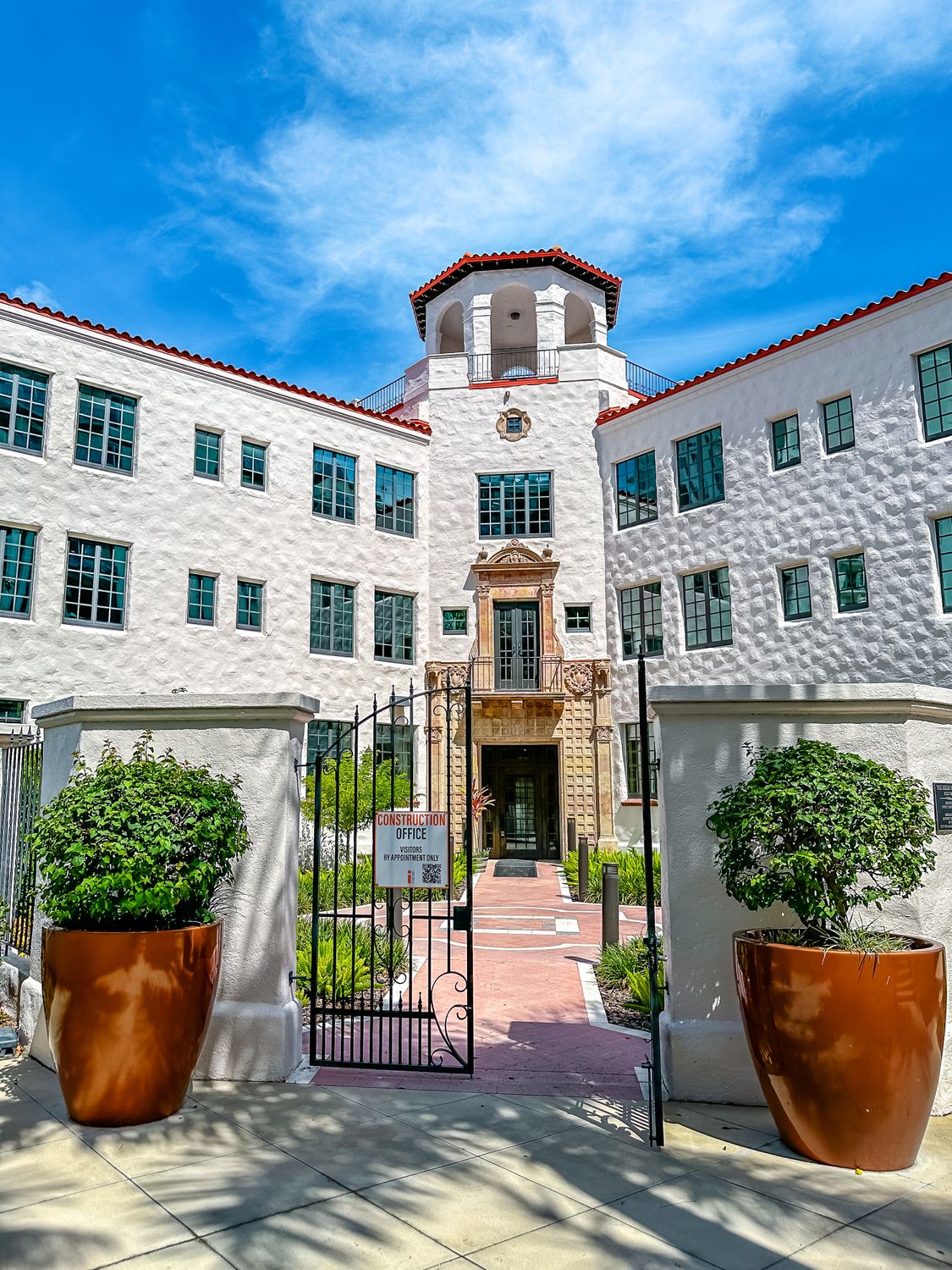 601 Quay Commons Sarasota FL 34236