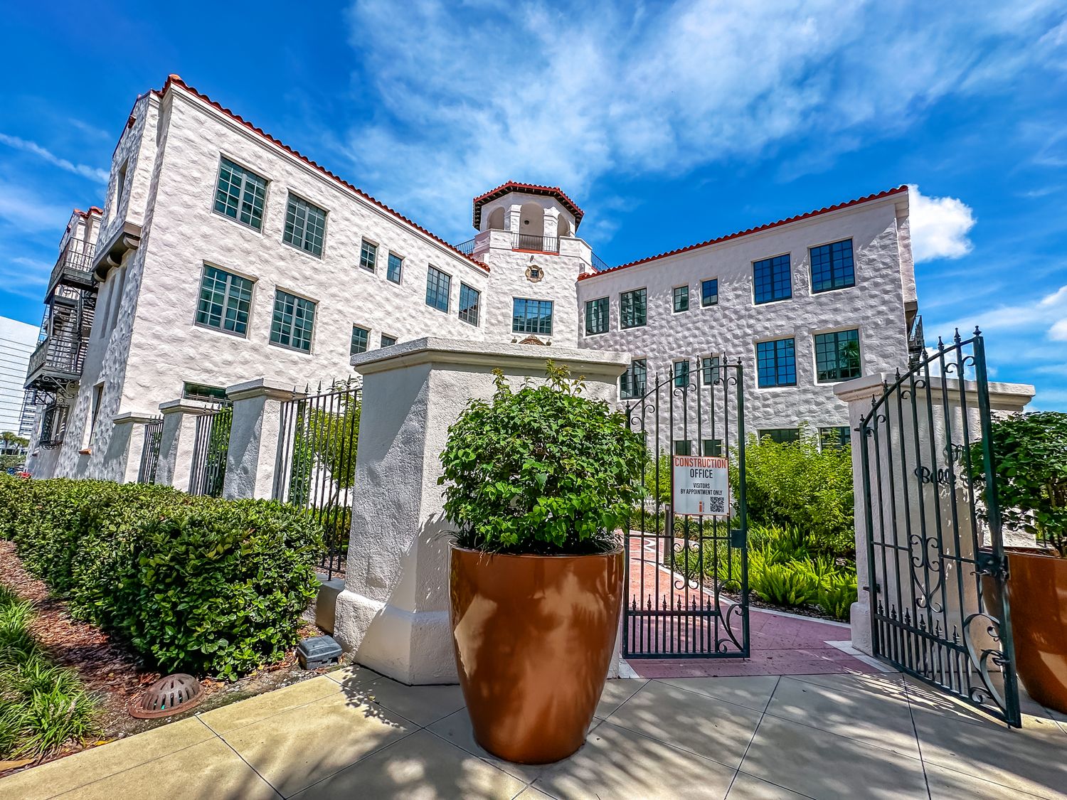 601 Quay Commons Sarasota FL 34236