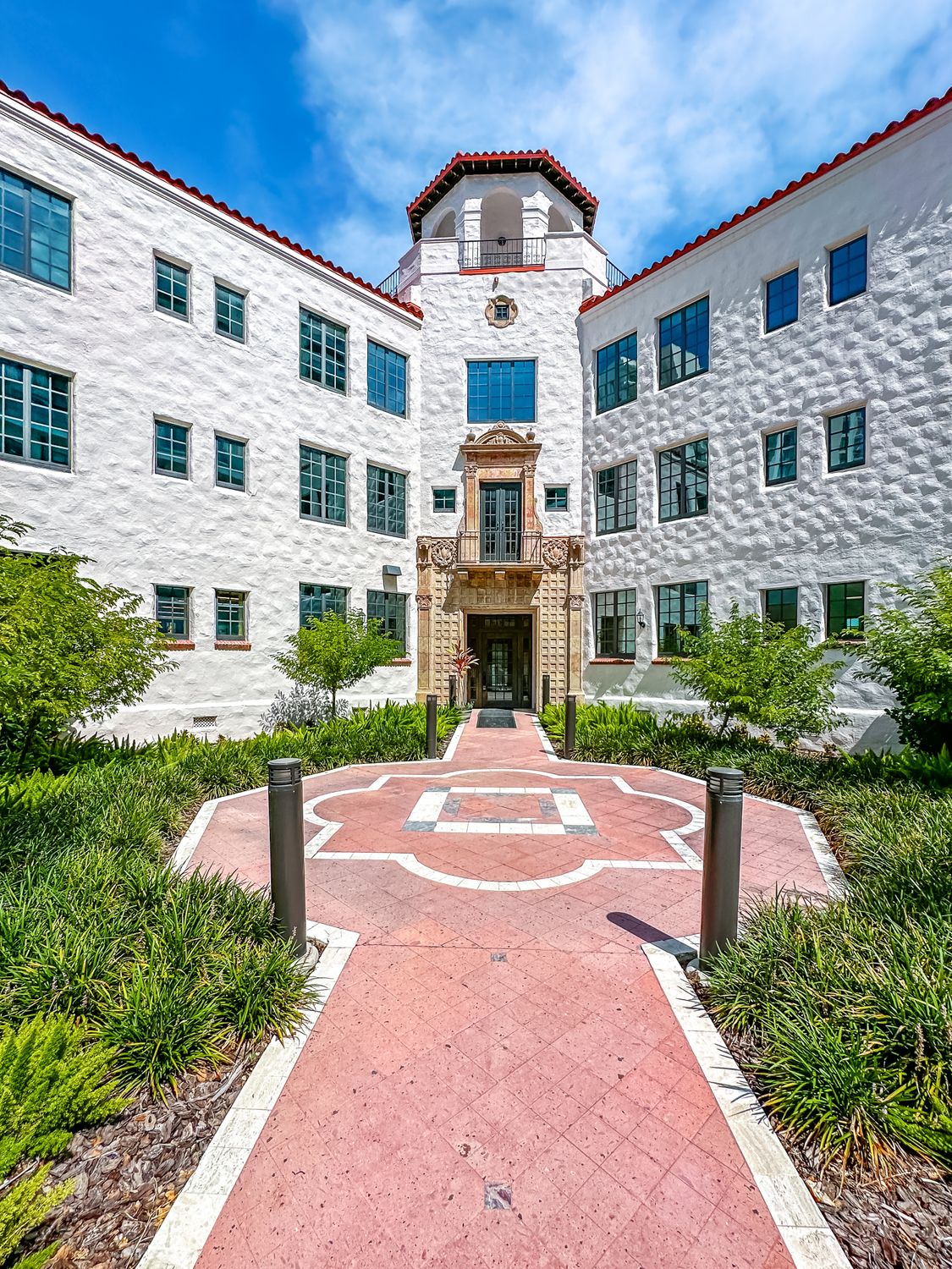 601 Quay Commons Sarasota FL 34236