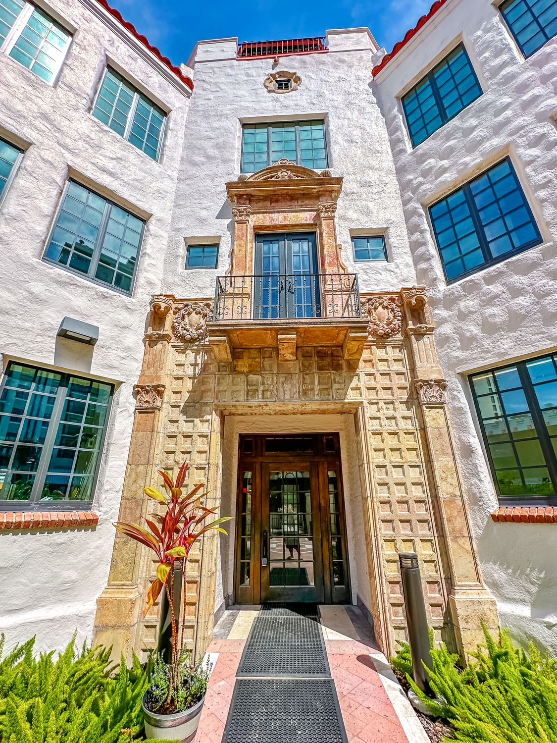 601 Quay Commons Sarasota FL 34236