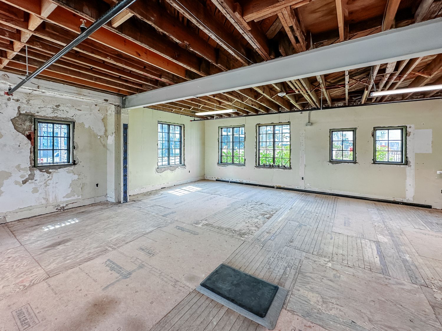 601 Quay Commons Sarasota FL 34236