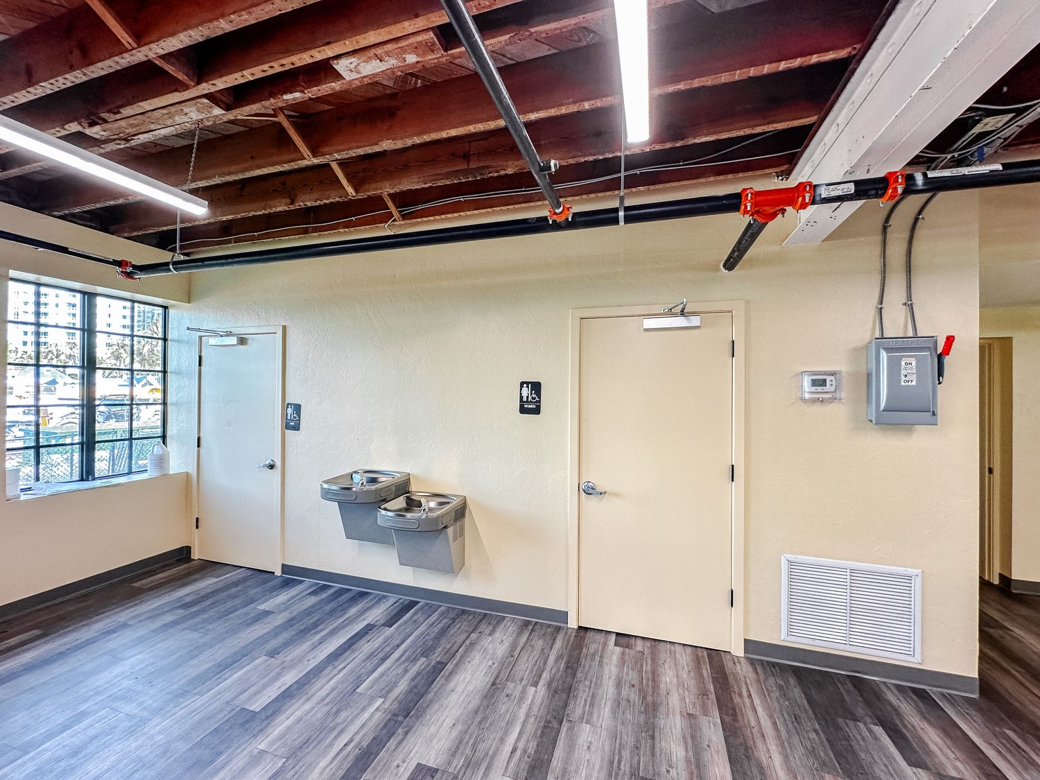 601 Quay Commons Sarasota FL 34236