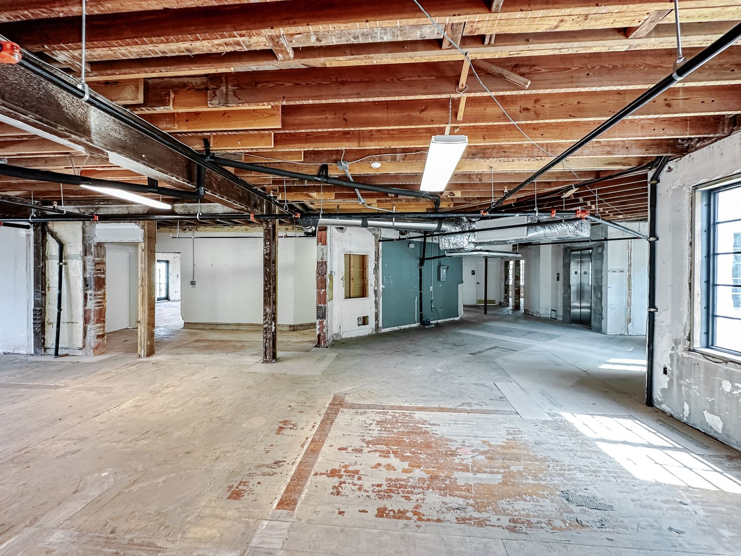 601 Quay Commons Sarasota FL 34236