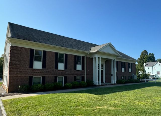 31 Fairmount Ave, Chester, NJ 07930
