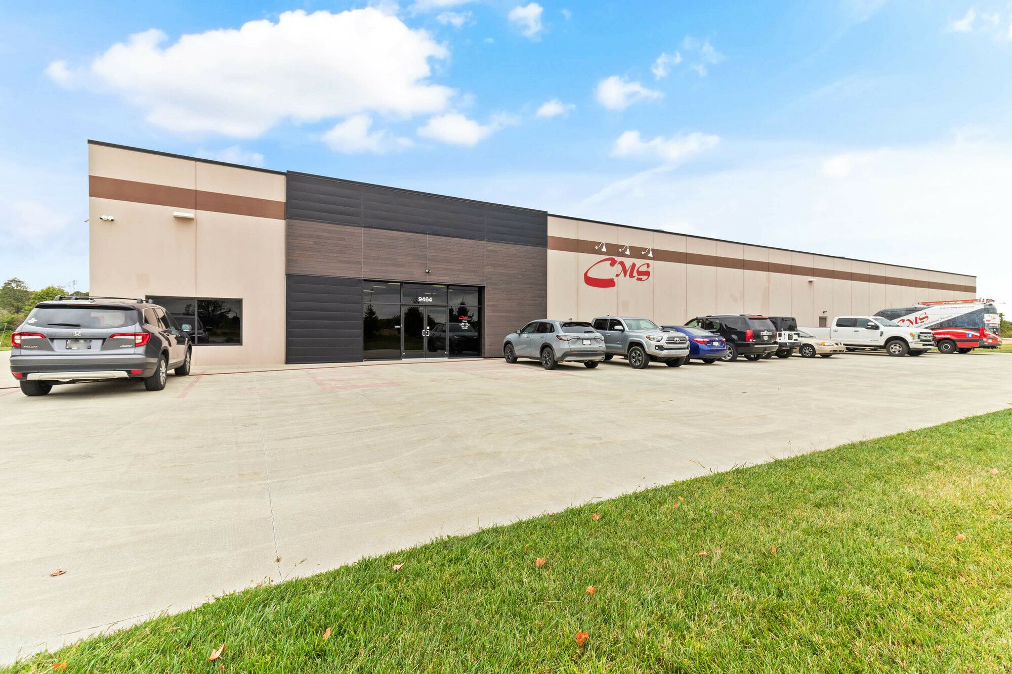 9464 Jersey Mill Rd, Pataskala, OH 43062