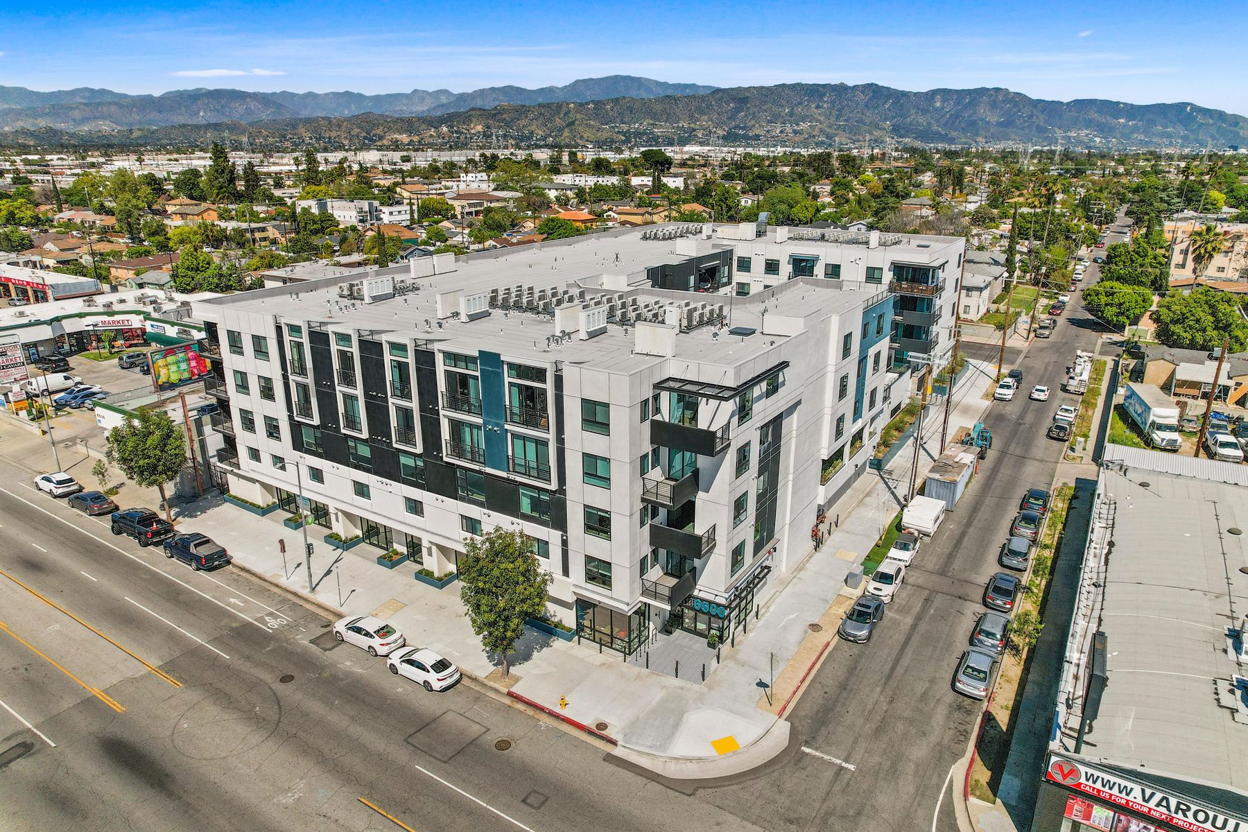 6500 Lankershim Blvd, North Hollywood, CA 91606