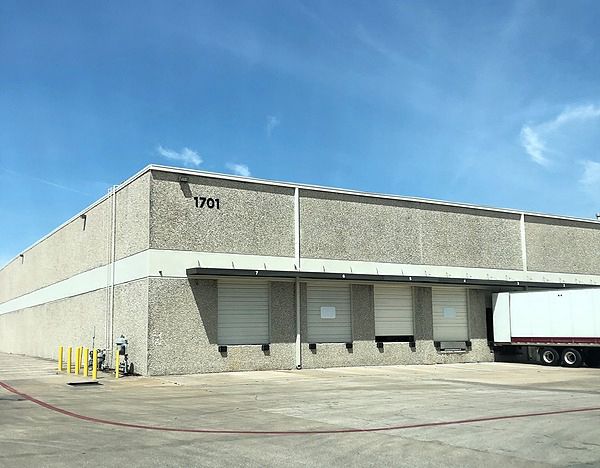 1701 Vantage Dr, Carrollton, TX 75006