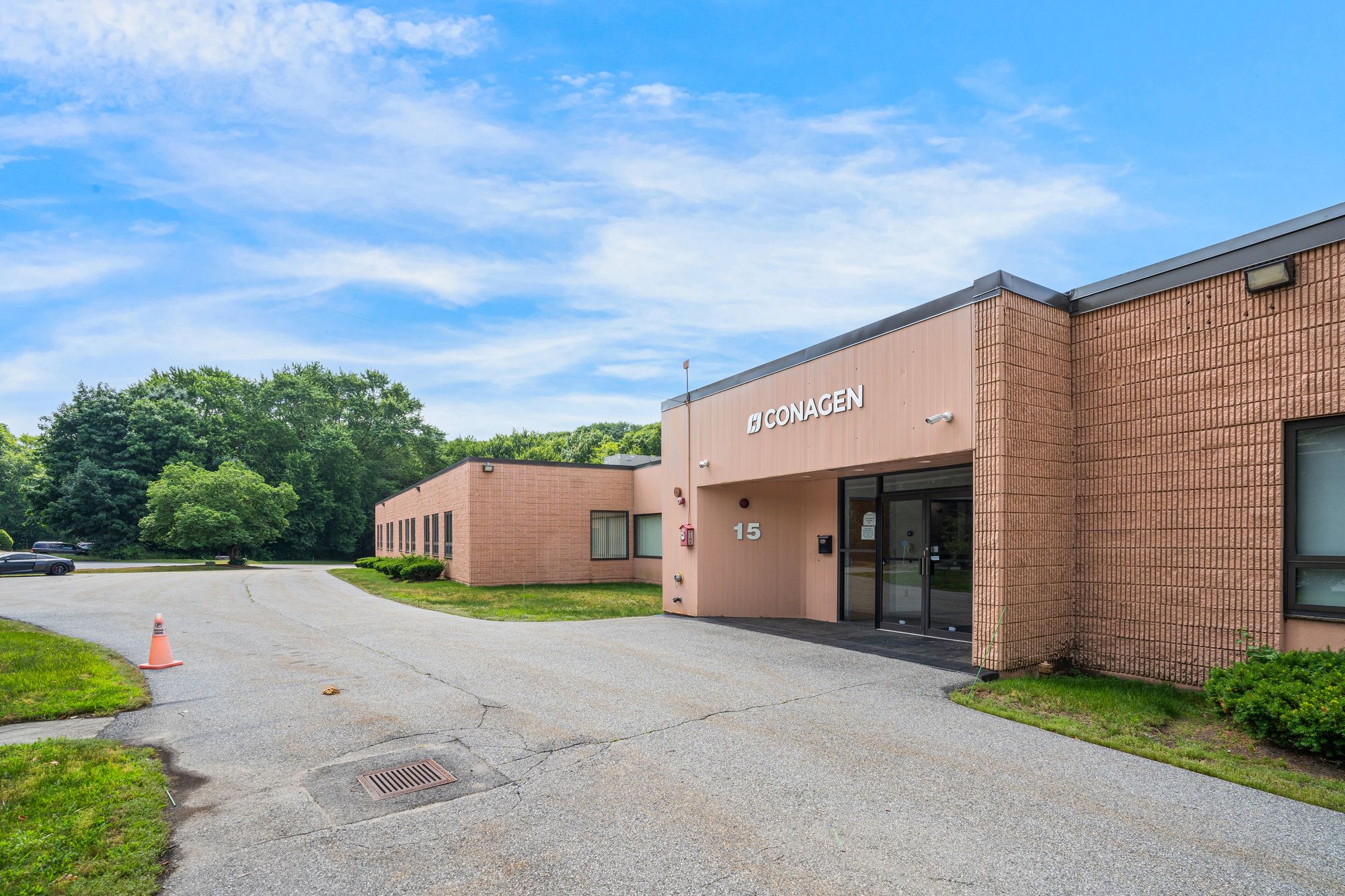 13 Deangelo Dr, Bedford, MA 01730