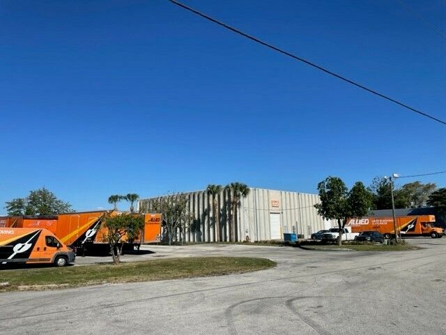 7051 SW 21St Pl, Davie, FL 33317