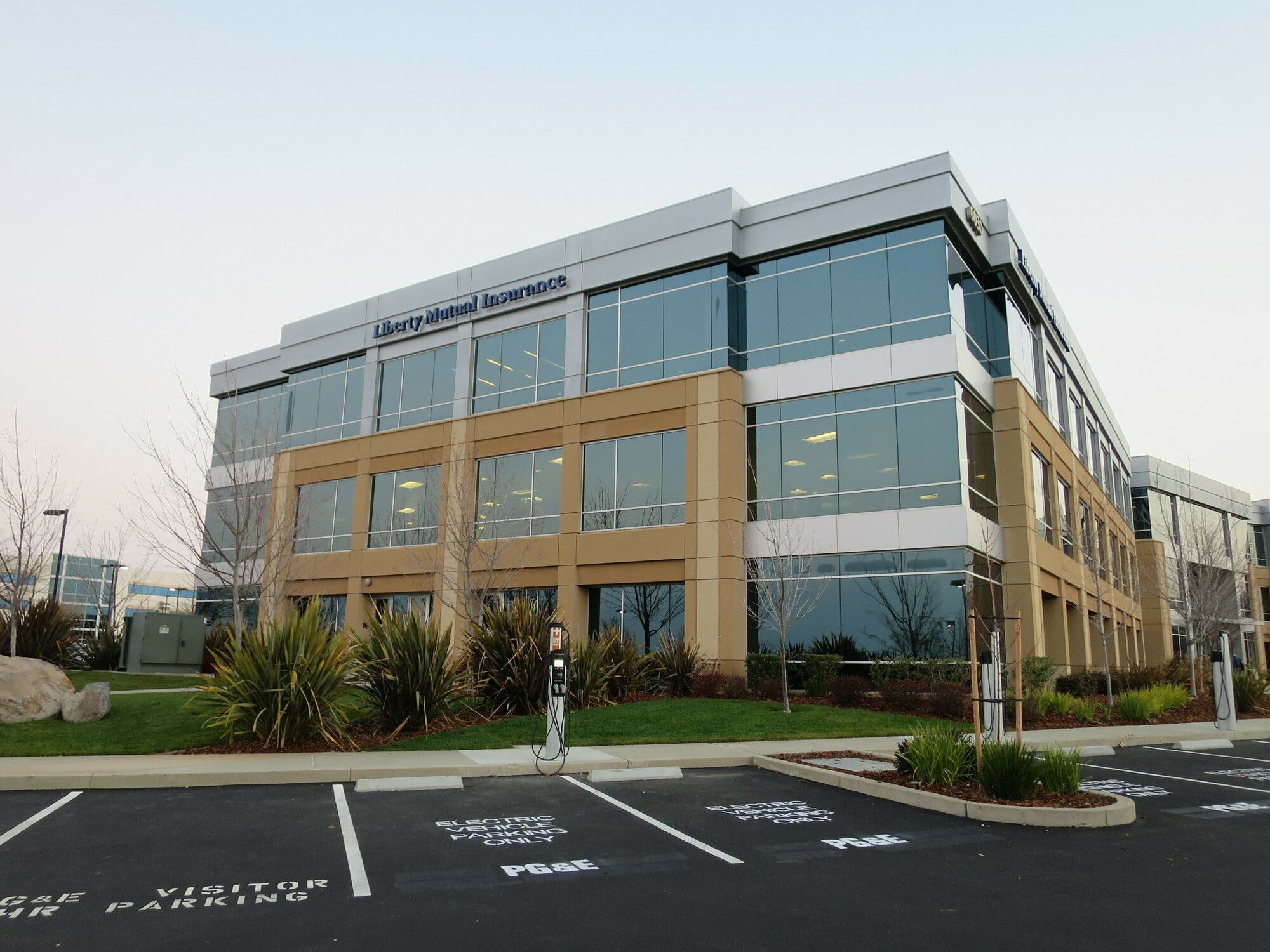 6030 W Oaks Blvd, Rocklin, CA 95765