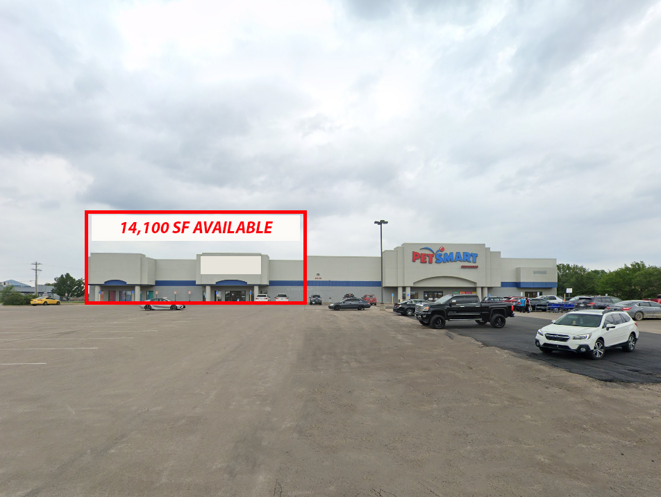 2010 SW Westport Dr, Topeka, KS 66604