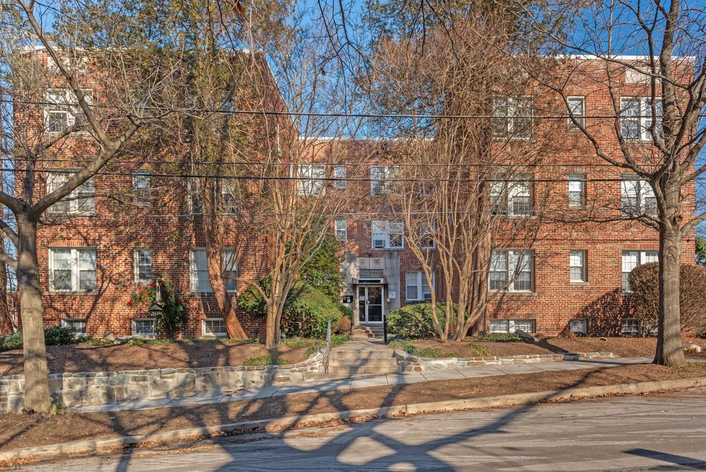 4021 Benton Street NW