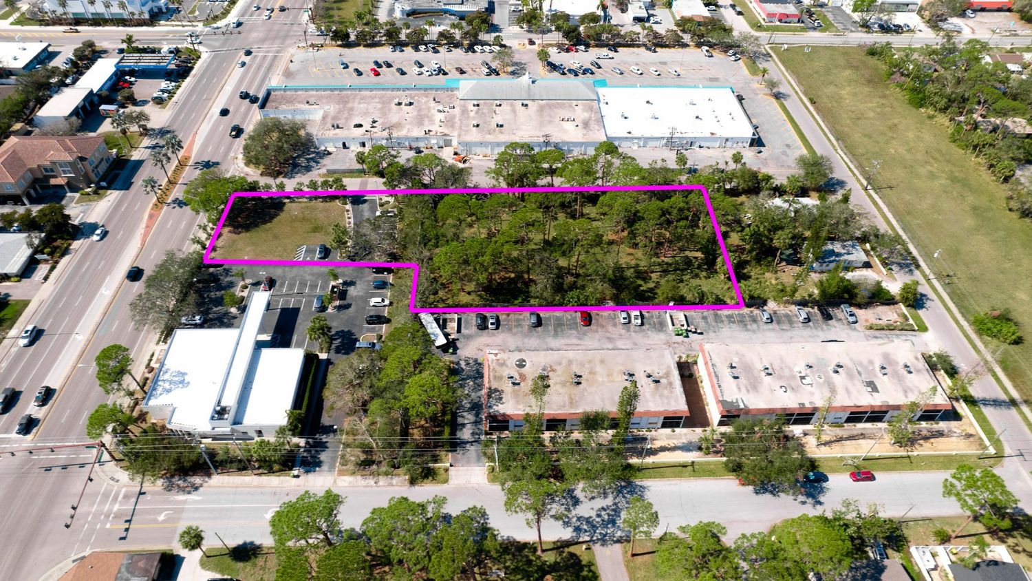 N Shade Avenue Sarasota FL 34237