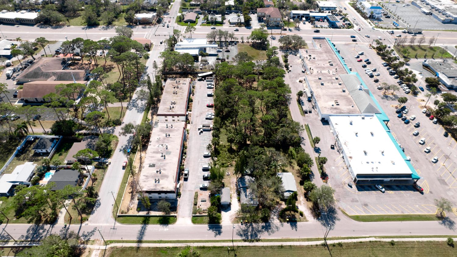 N Shade Avenue Sarasota FL 34237