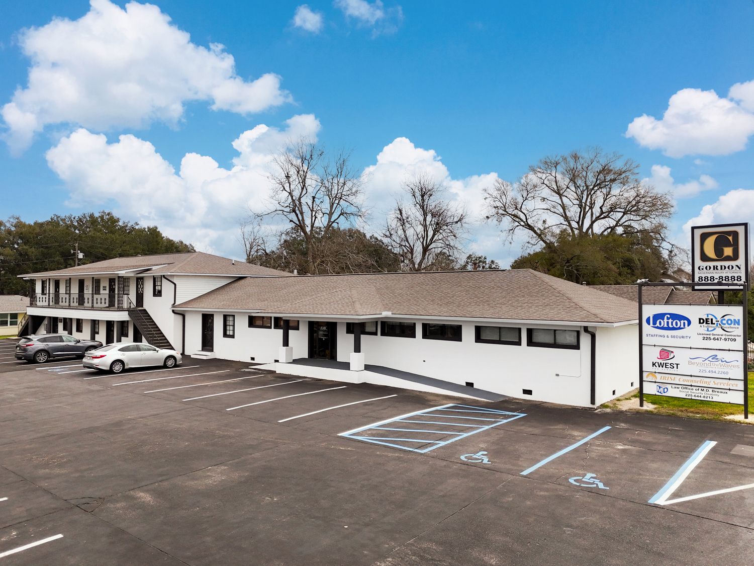 214 S Burnside Ave, Gonzales, LA 70737