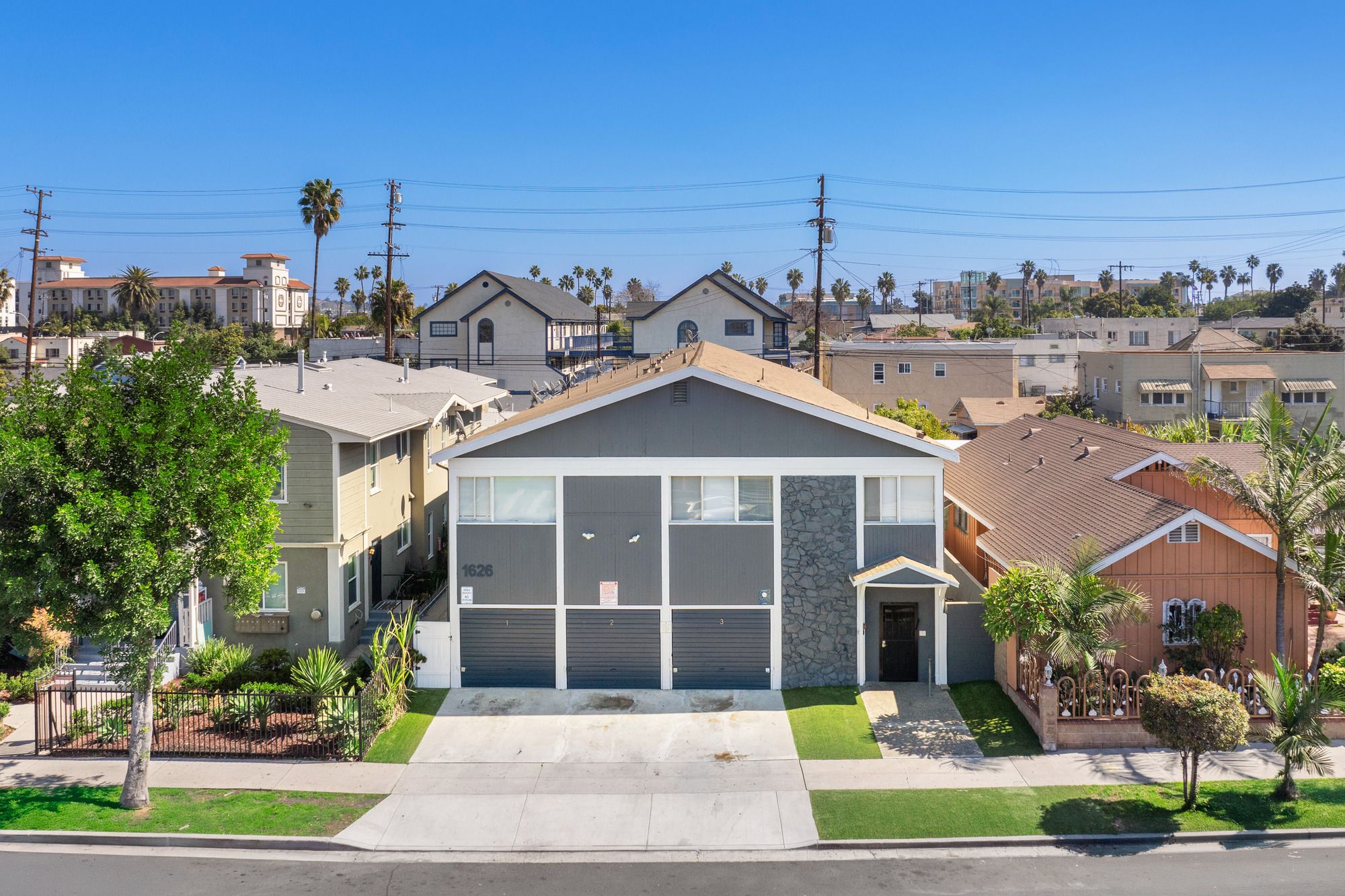 1626 Pine Ave thumbnail 26