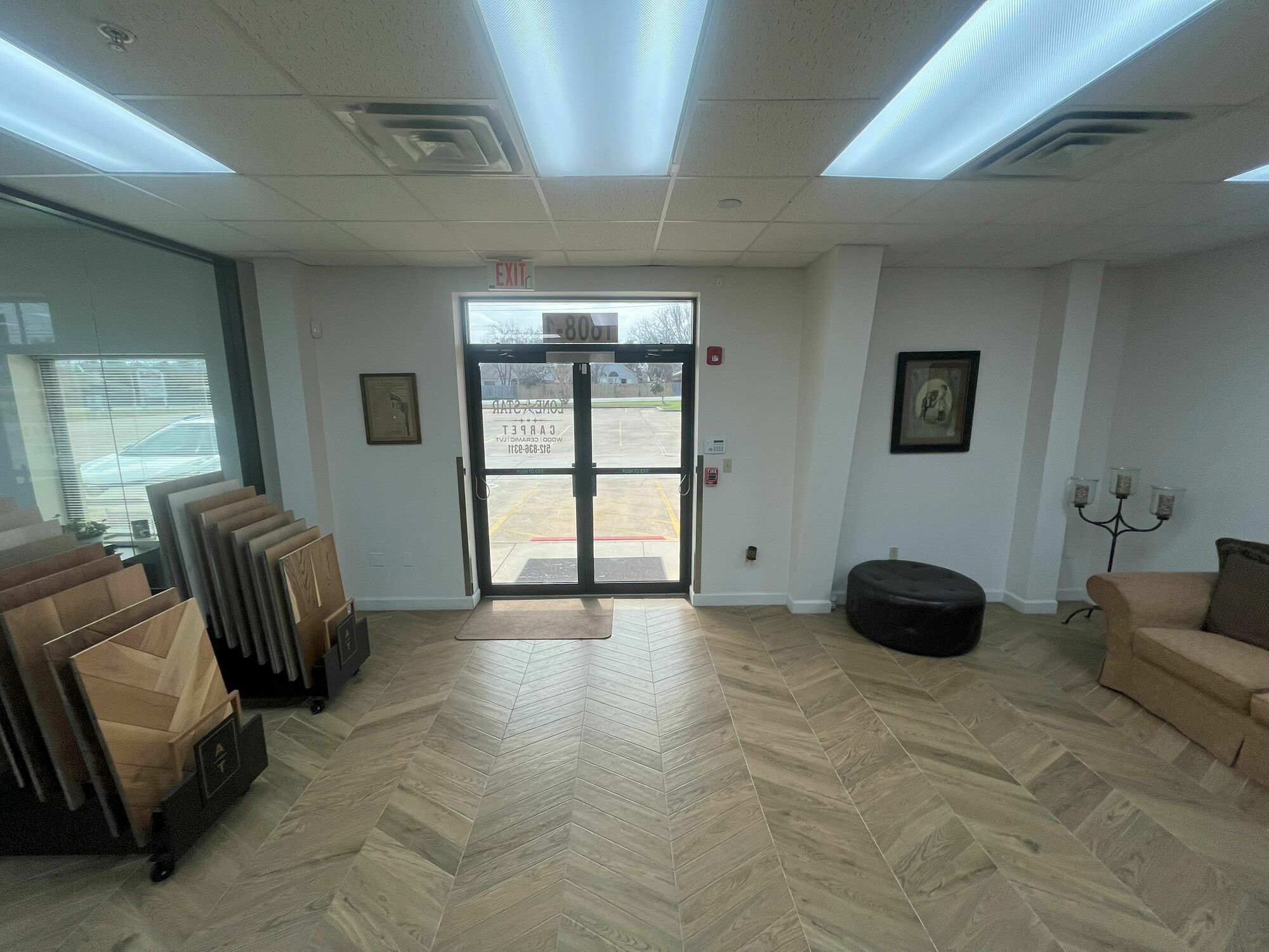 Office for lease at 1608 Royston Ln, Round Rock, TX, 78664 — photo 4
