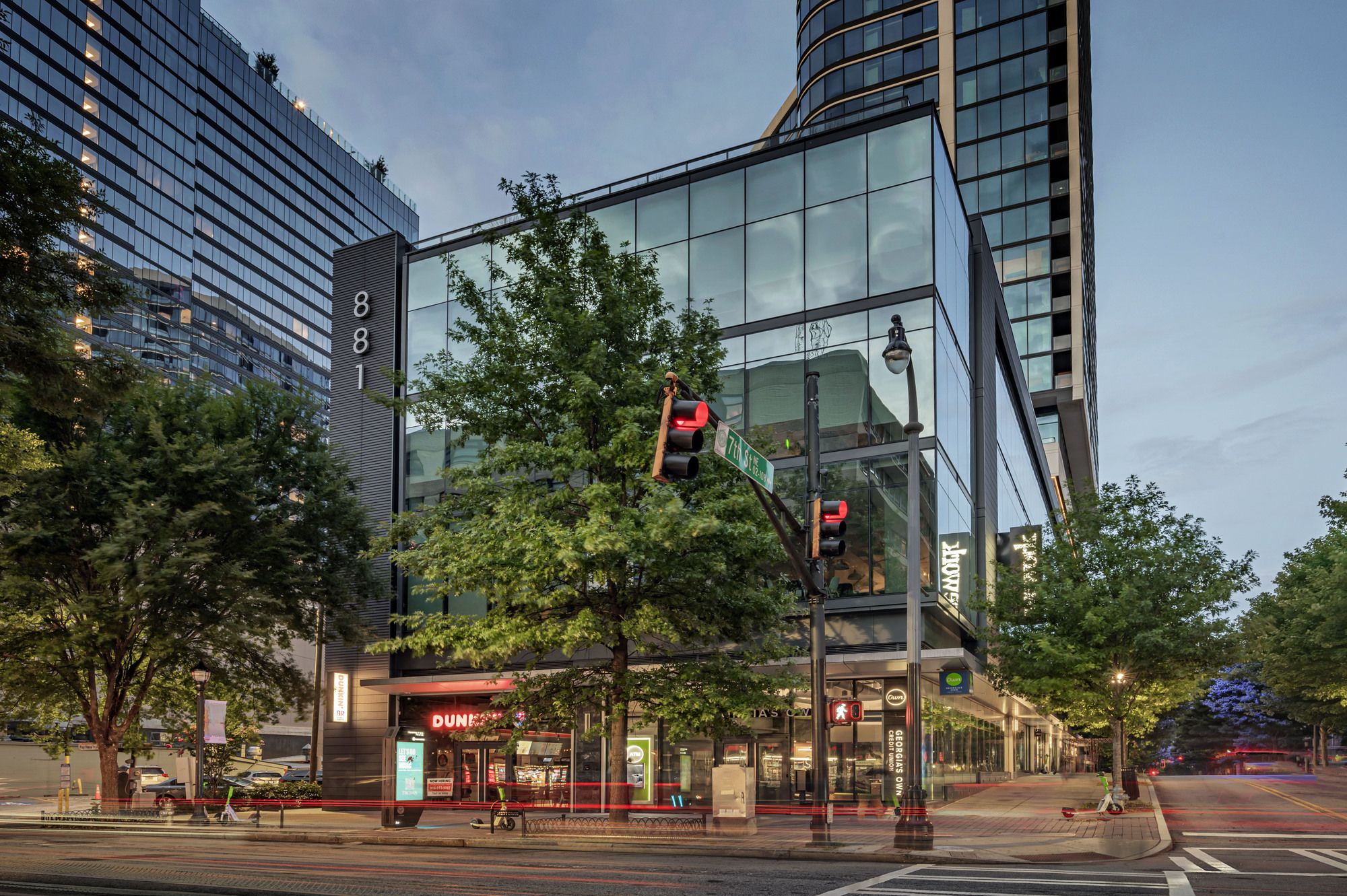 881 Peachtree St NE, Atlanta, GA 30309