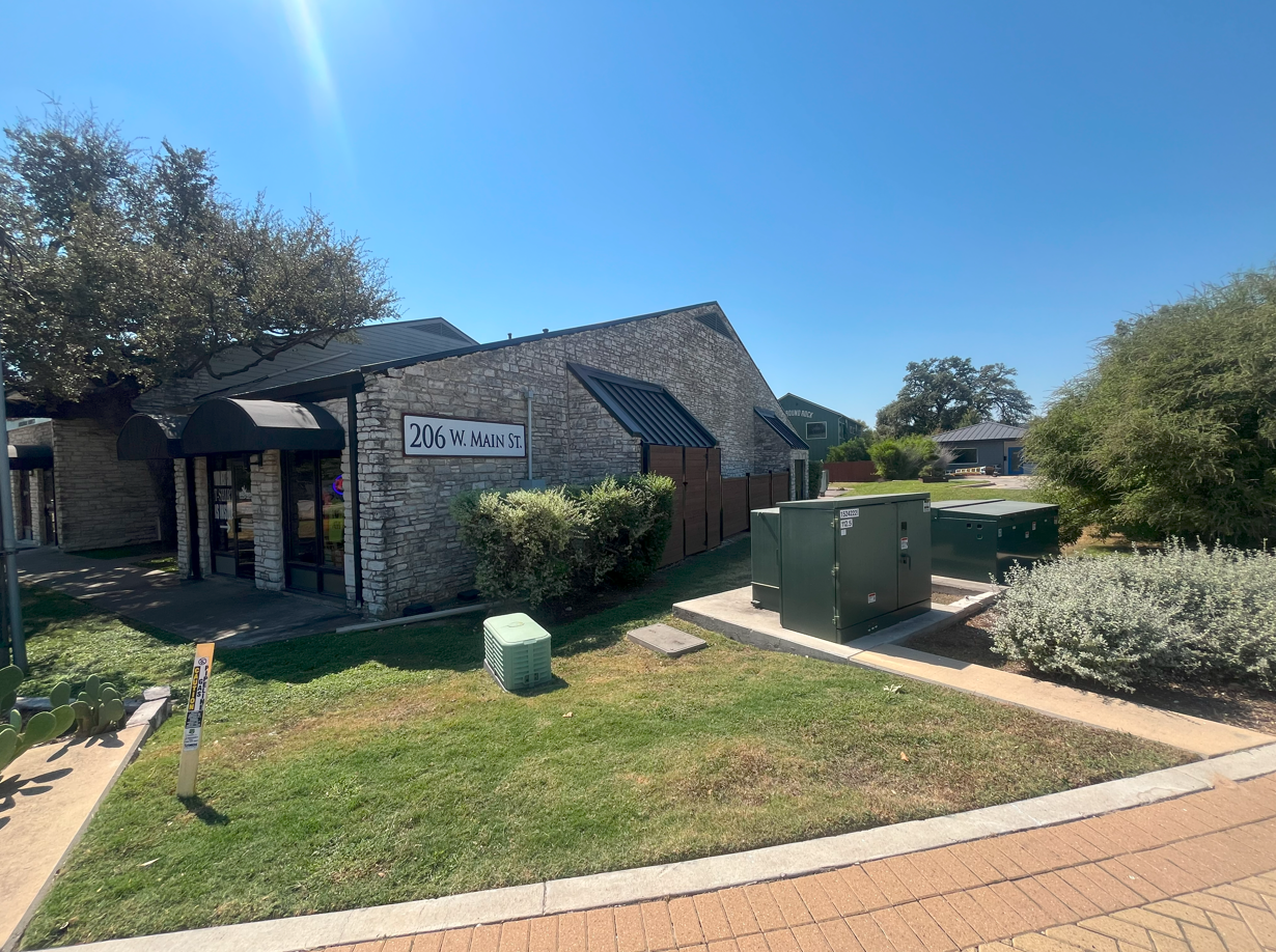Office for lease at 206 W Main St, Round Rock, TX, 78664 — photo 4