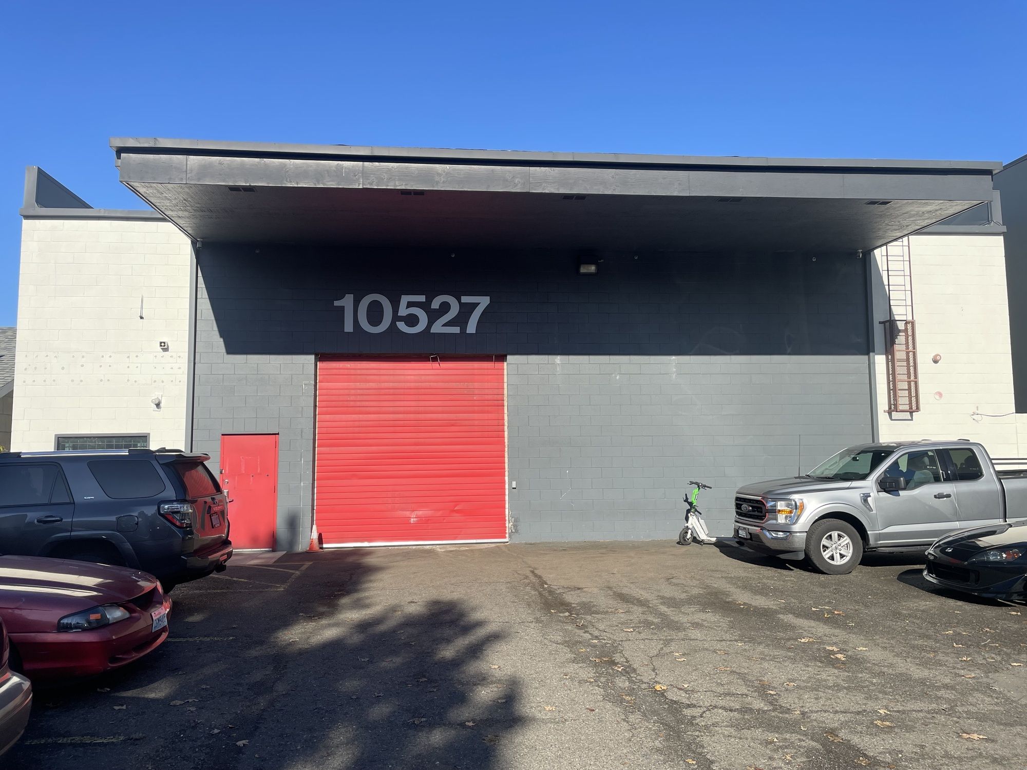10527 NE Sandy Blvd, Portland, OR 97220