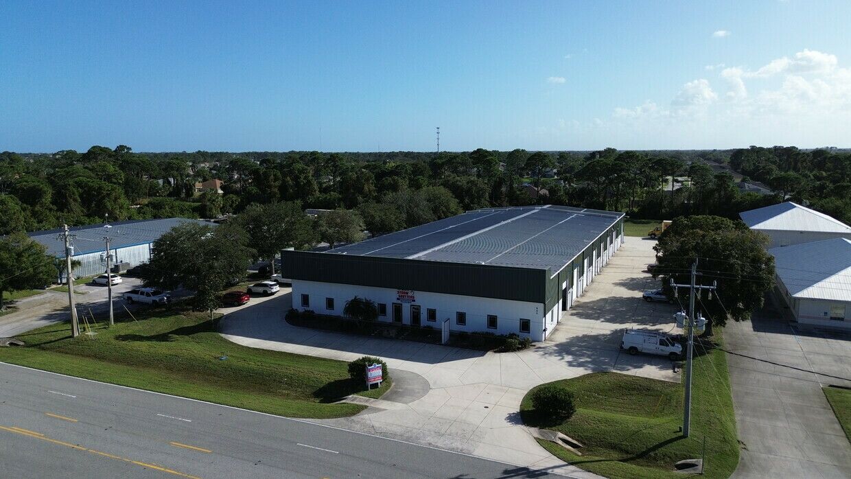 525 Gus Hipp Blvd, Rockledge, FL 32955