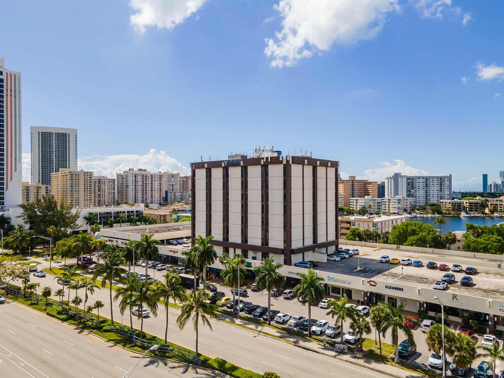 2500 E Hallandale Beach Blvd, Hallandale Beach, FL 33009