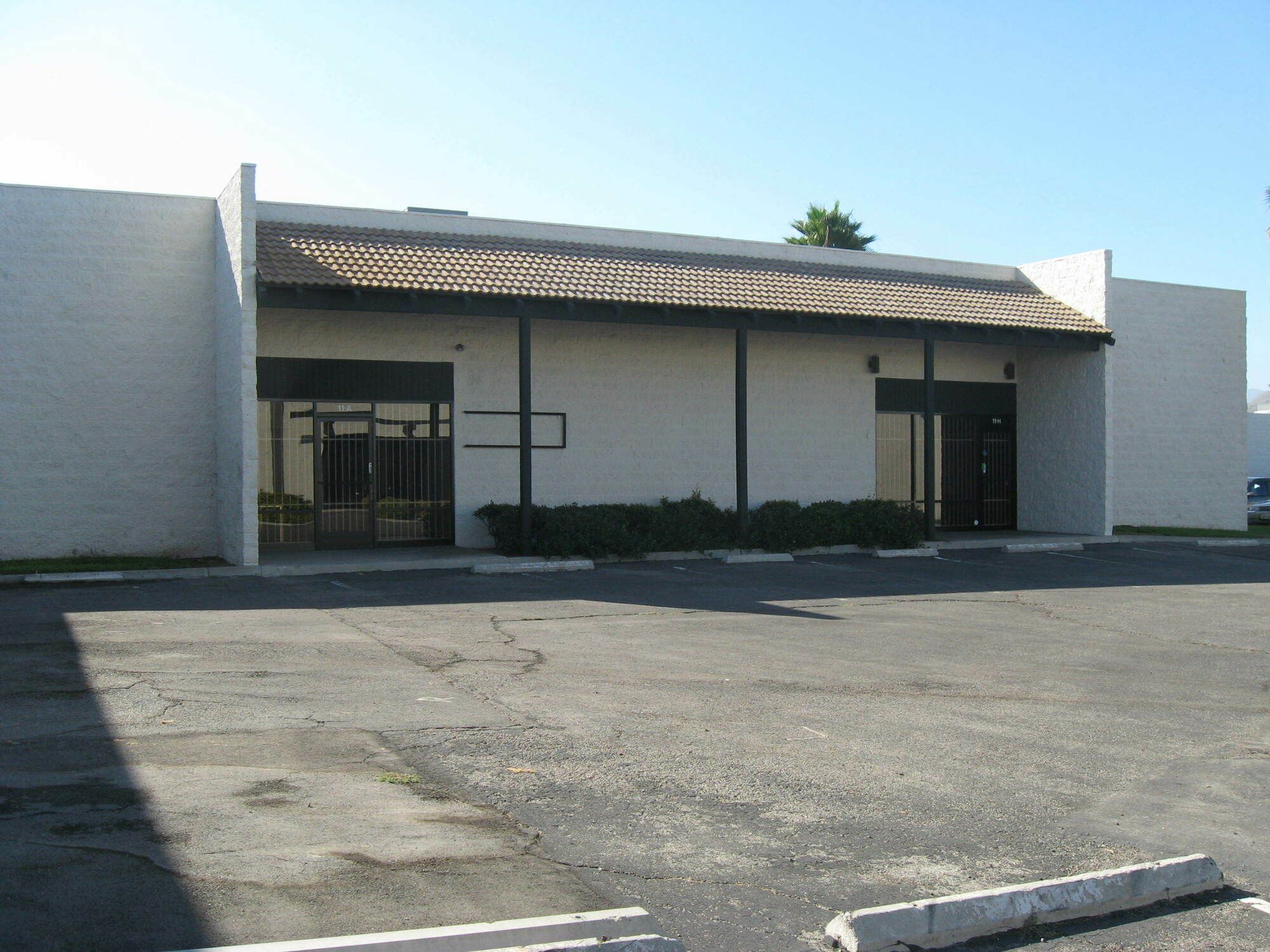 12155 Magnolia Ave, Riverside, CA 92503
