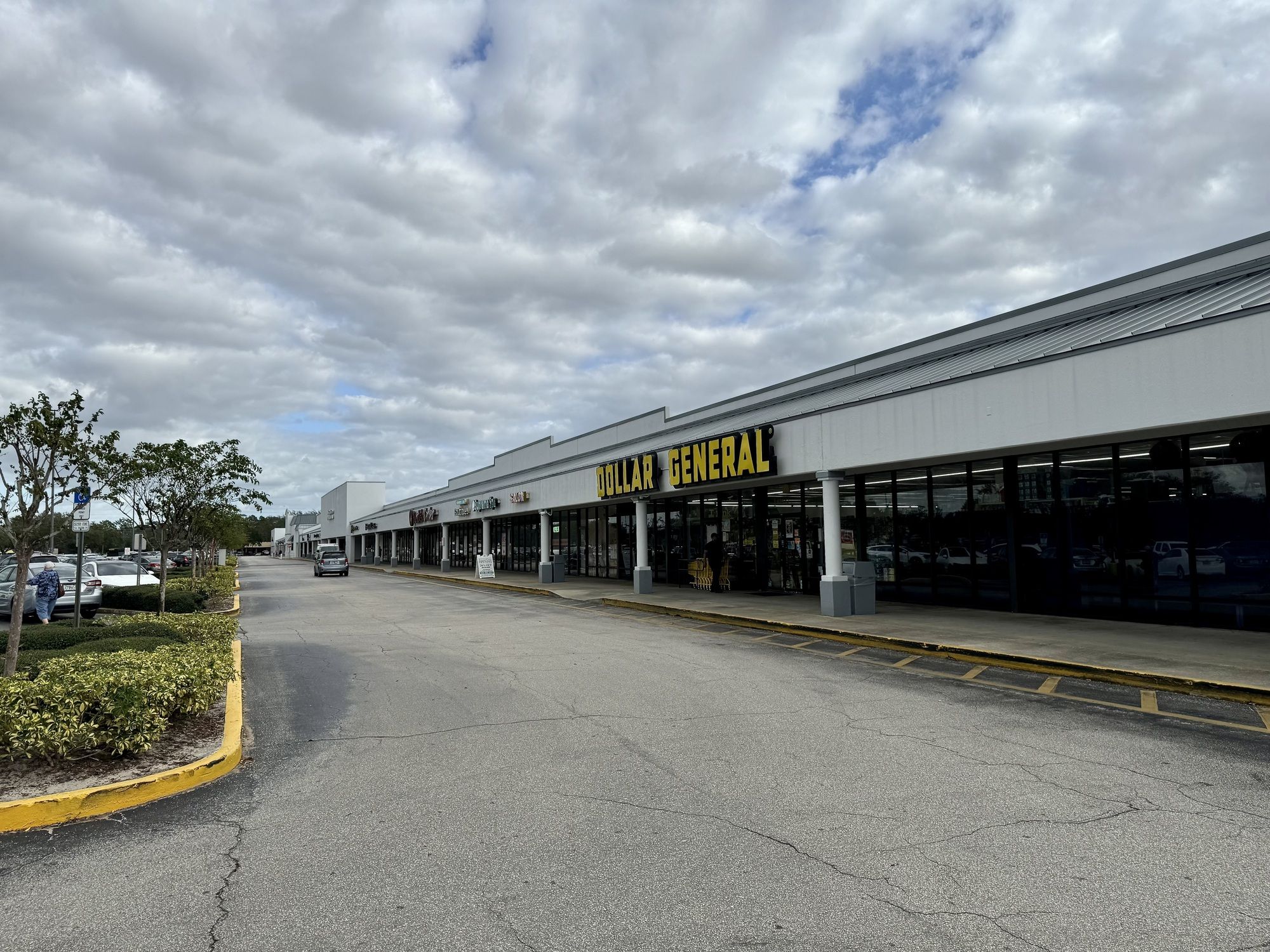 816 Saxon Blvd, Orange City, FL 32763