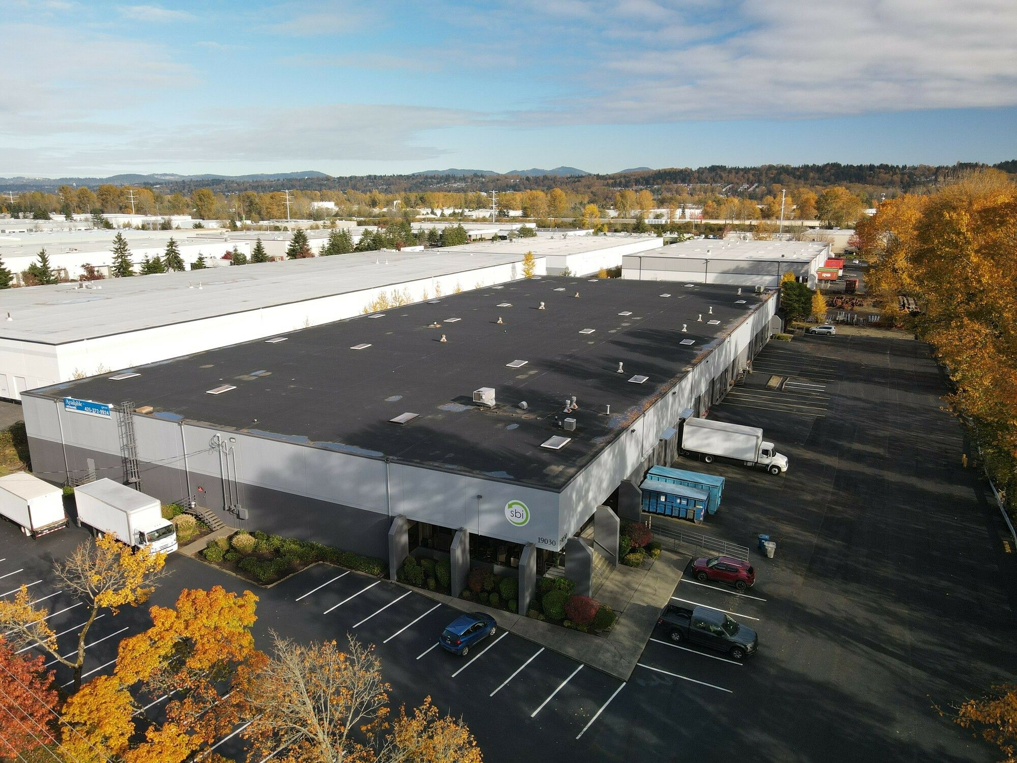 19030 West Valley Hwy, Kent, WA 98032