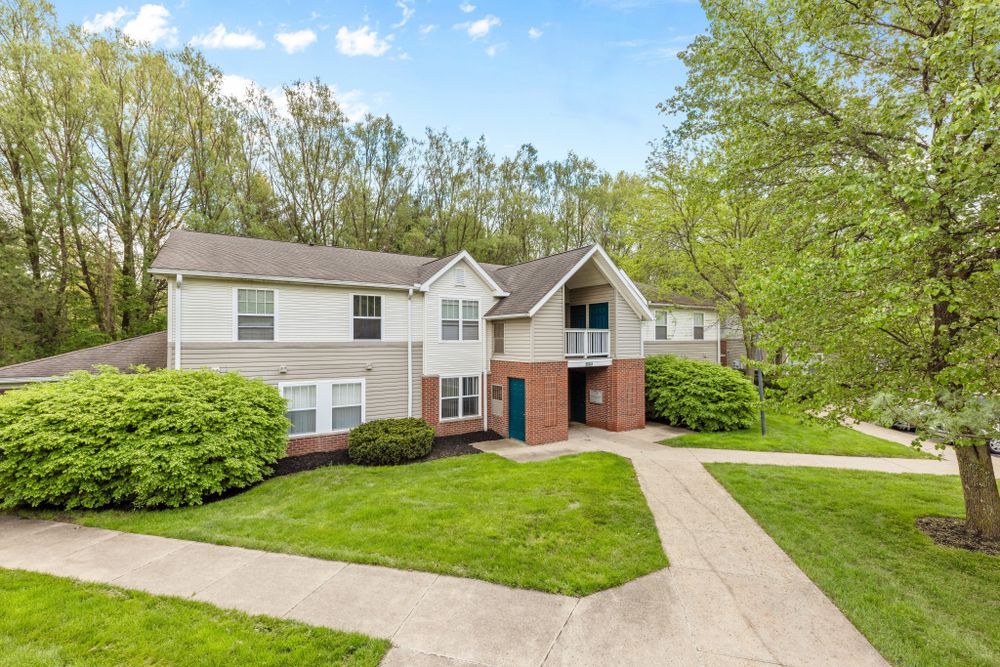 Oak Creek Apartments