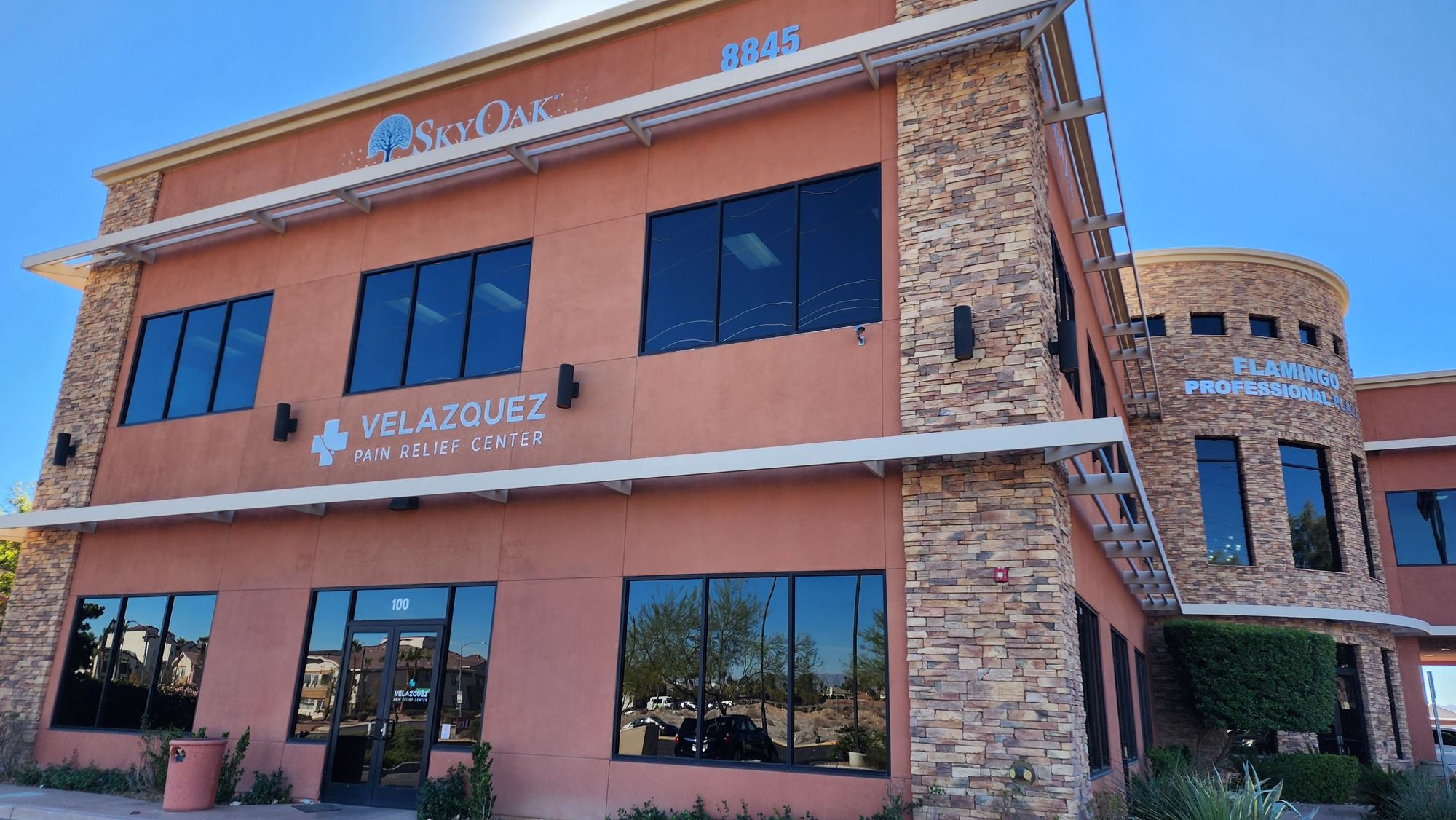 8845 W Flamingo Rd, Las Vegas, NV 89147