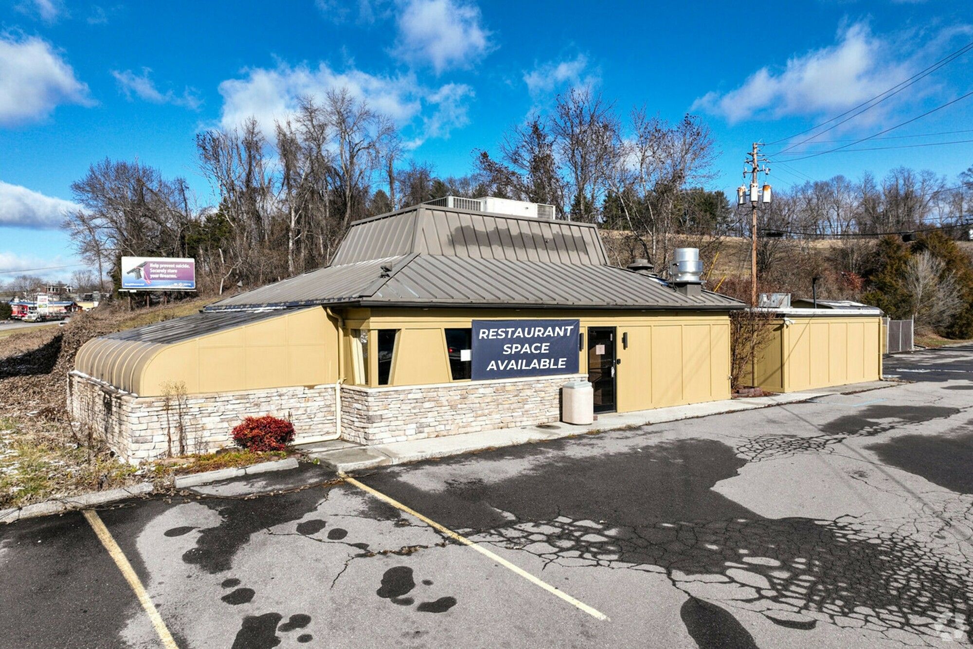 27 Miners Dr, Castlewood, VA 24224