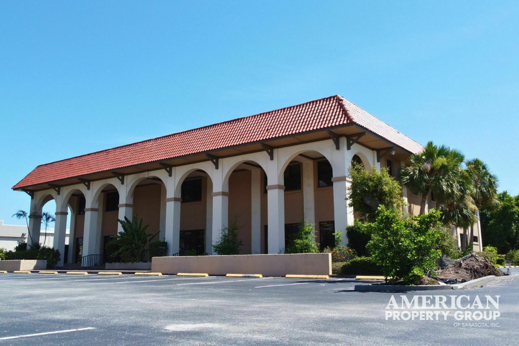 2100 South Tamiami Trl, Venice, FL 34293