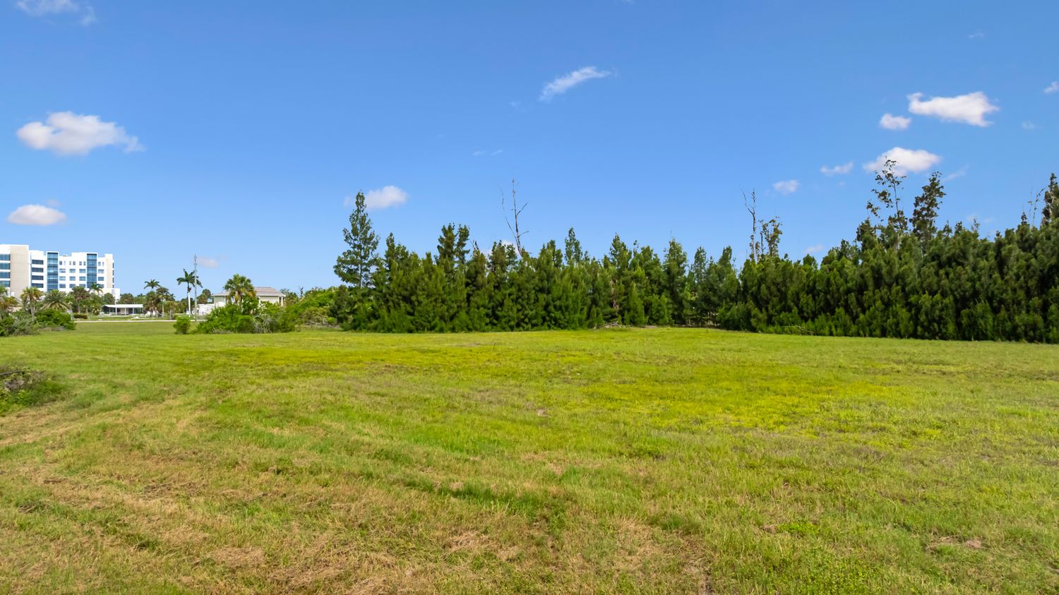16984-16998 Mcgregor Boulevard Fort Myers FL 33908