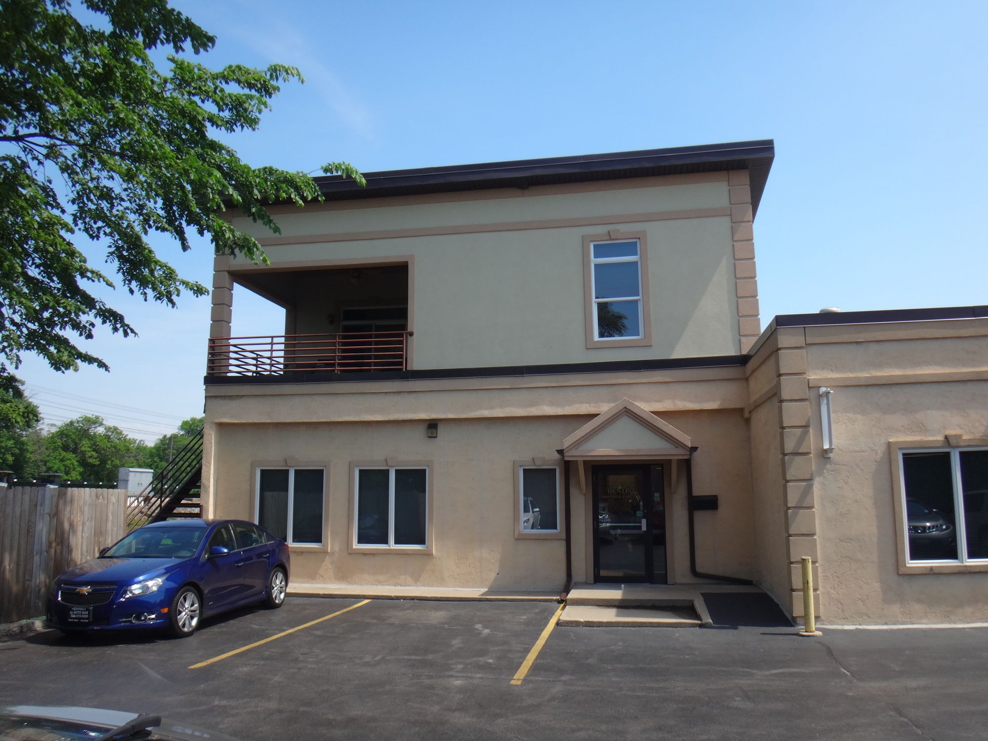 2nd Story Apartment & Entry to Unit 9