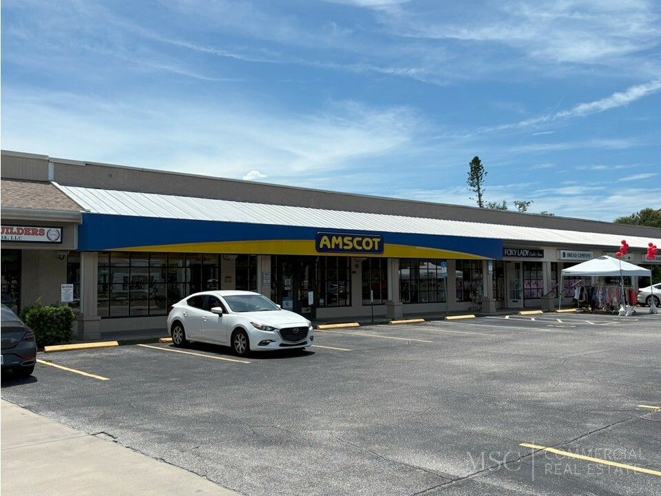 5900 S Tamiami Trl, Suite 17 Sarasota FL 34231