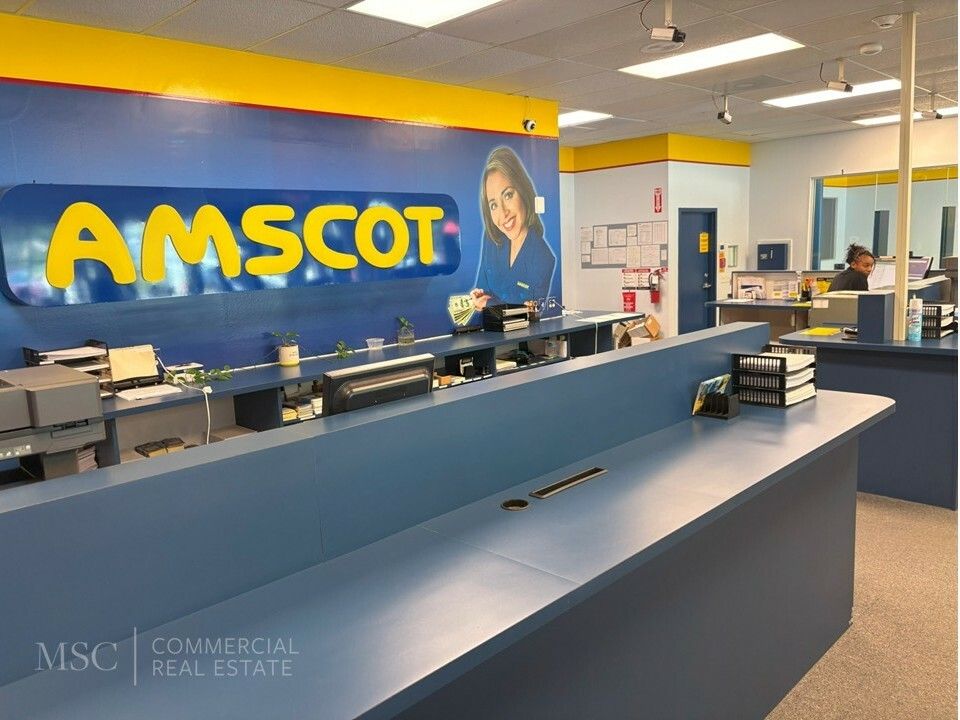 5900 S Tamiami Trl, Suite 17 Sarasota FL 34231