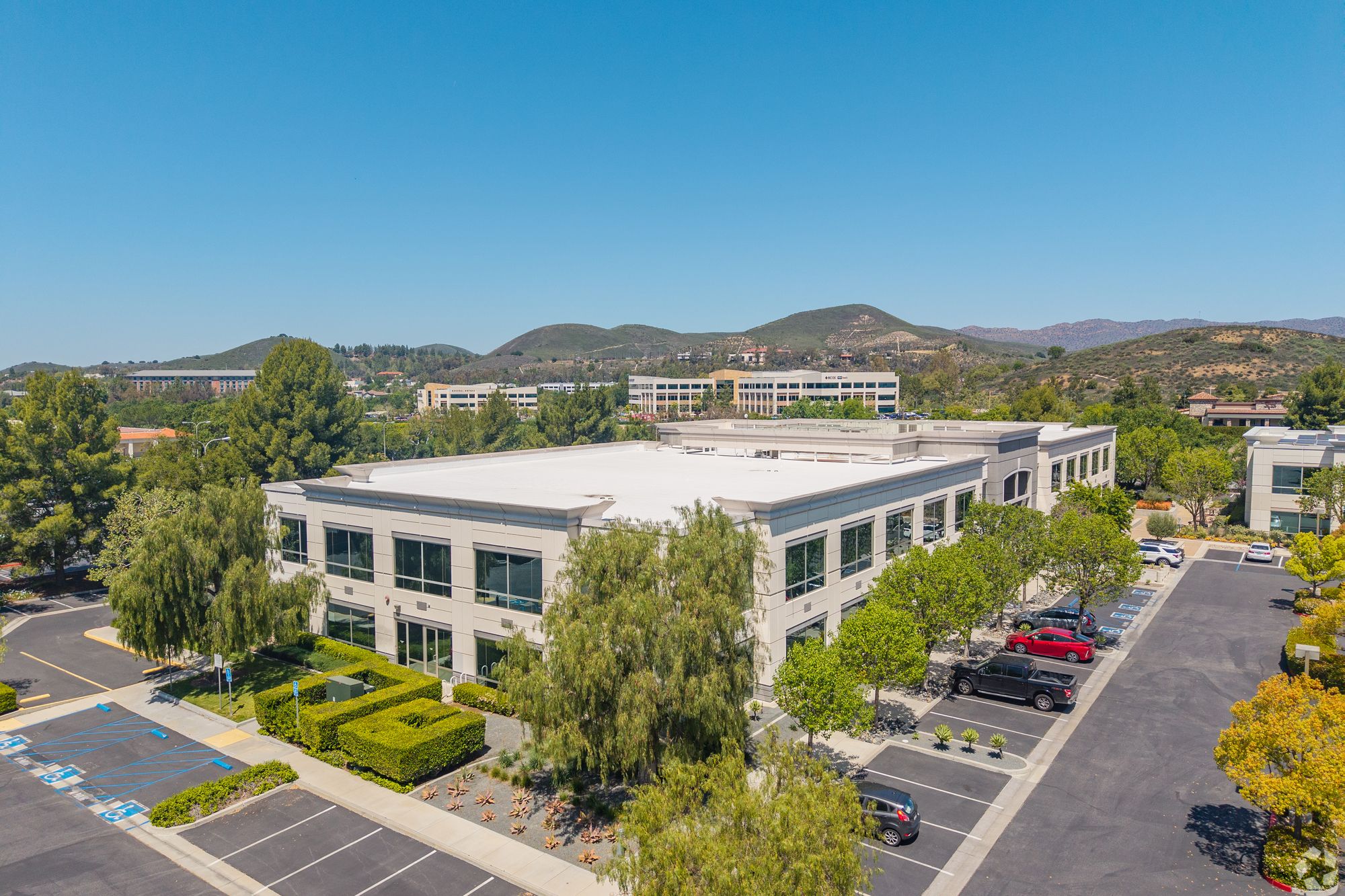 31111 Agoura Rd, Westlake Village, CA 91361