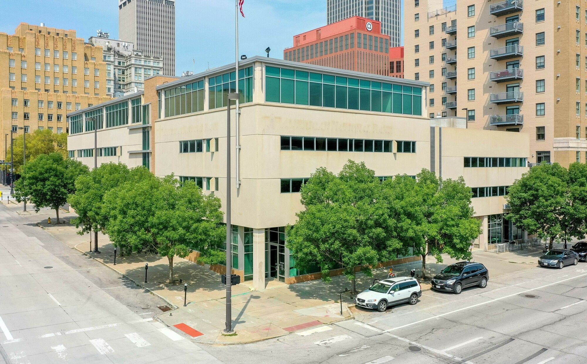 1412 Harney St, Omaha, NE 68102