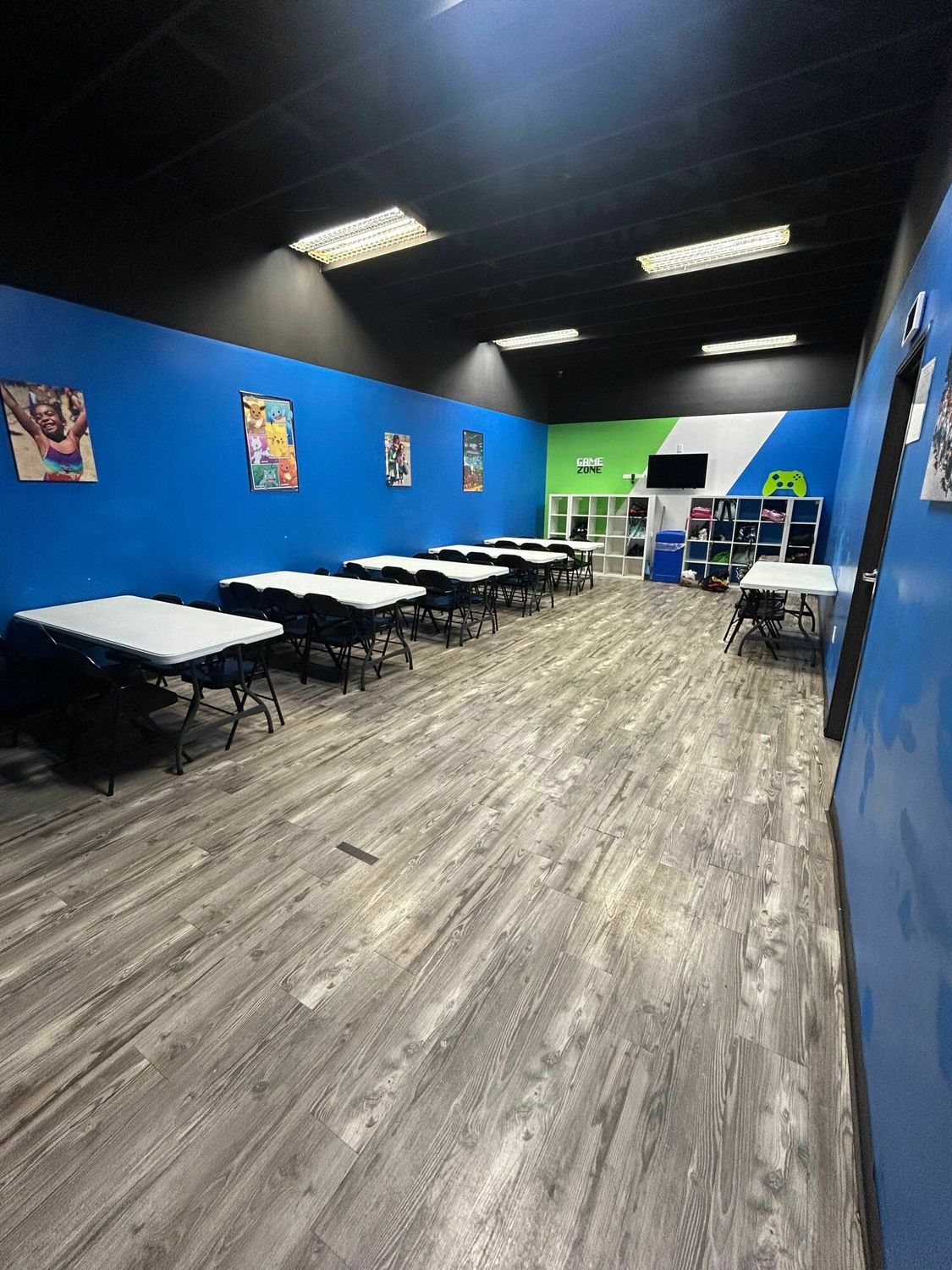 Retail for sale at 2401 South A.W. Grimes Boulevard, Round Rock, TX, 78664 — photo 6