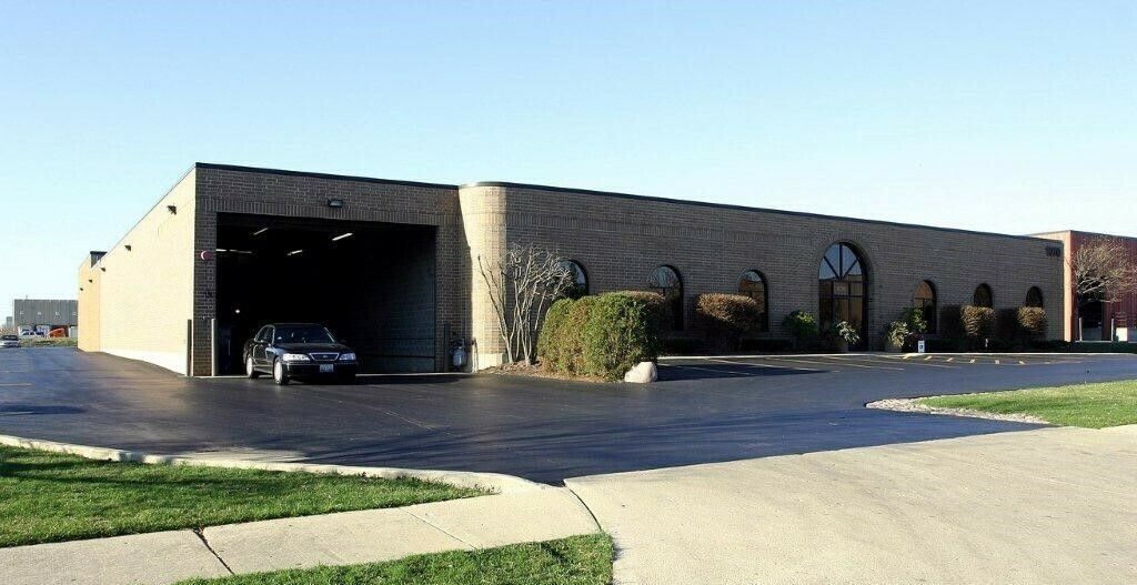 1070 Ardmore Ave, Itasca, IL 60143