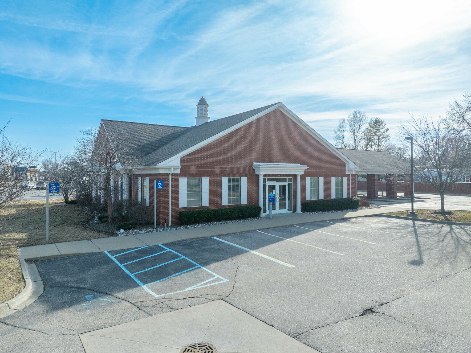 30379 Gratiot Ave, Roseville, MI 48066