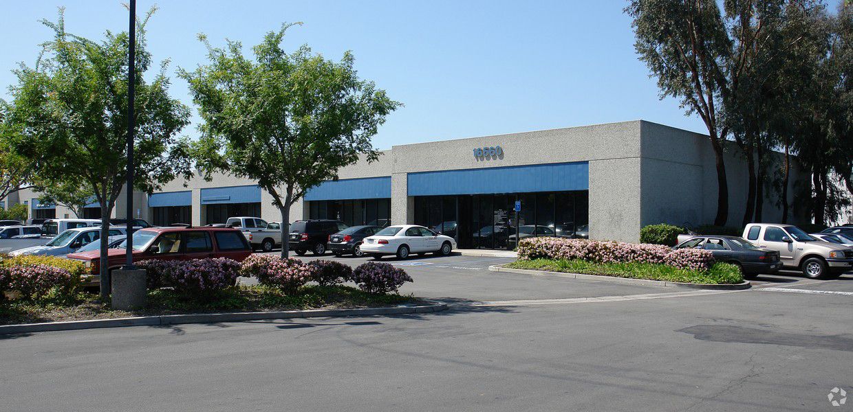 16560 Harbor Blvd, Fountain Valley, CA 92708