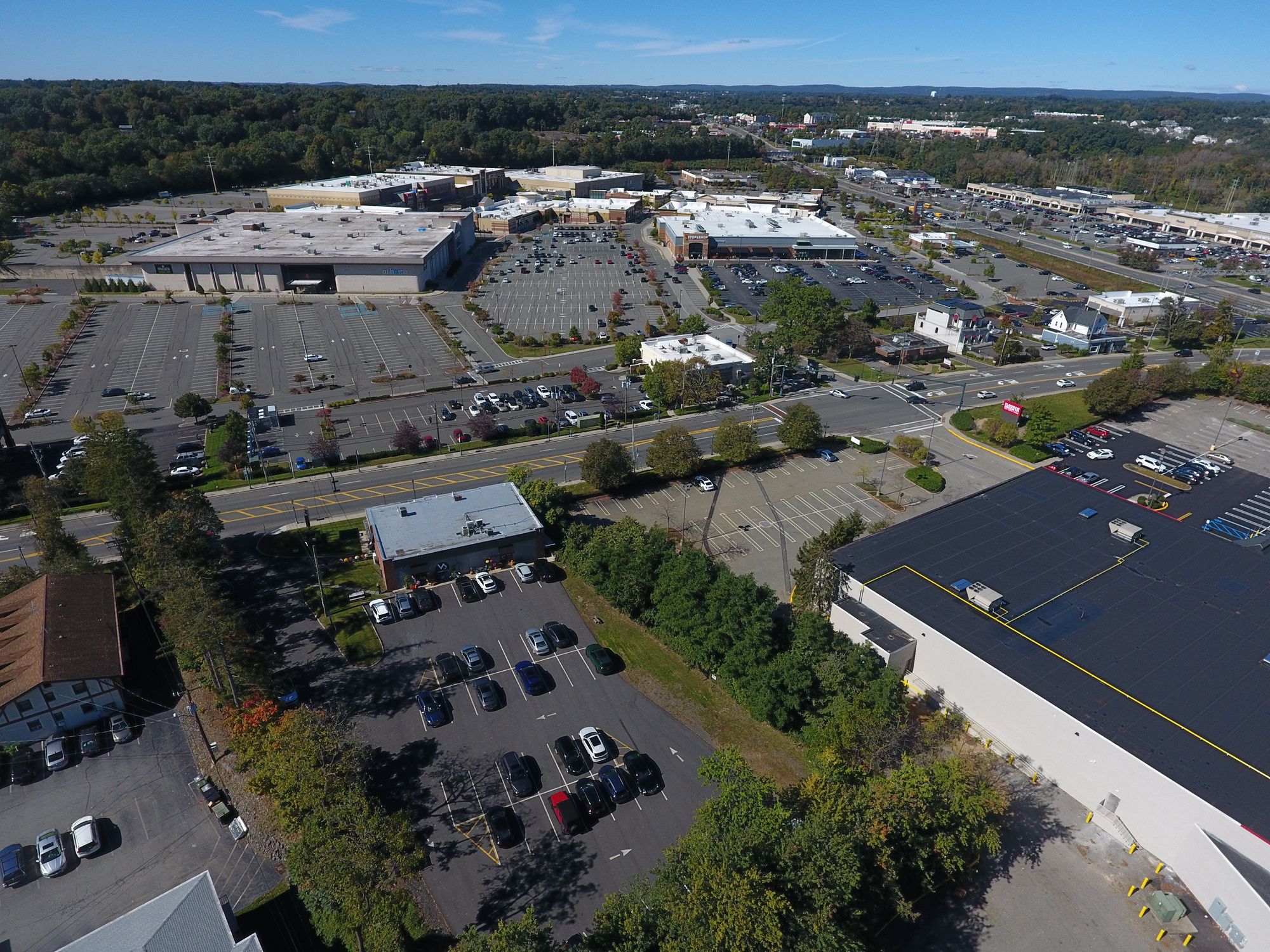 78 S Middletown Rd, Nanuet, NY 10954