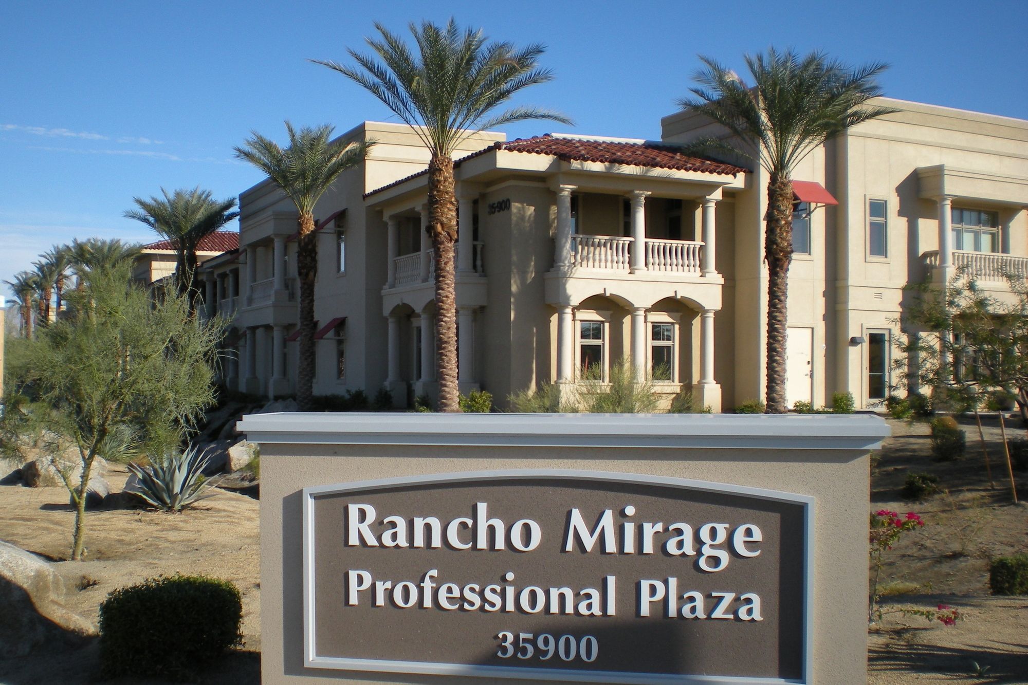 35900 Bob Hope Dr,Unit 200, Rancho Mirage, CA 92270