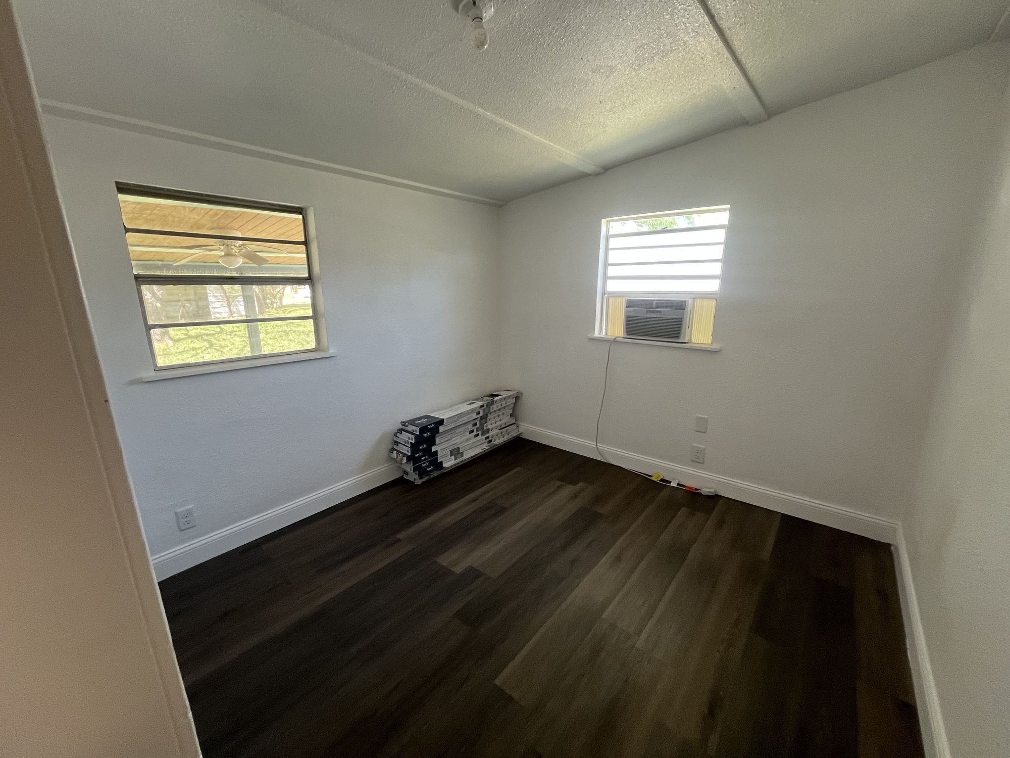 Retail for lease at 115 Hickman St, Liberty Hill, TX, 78642 — photo 9