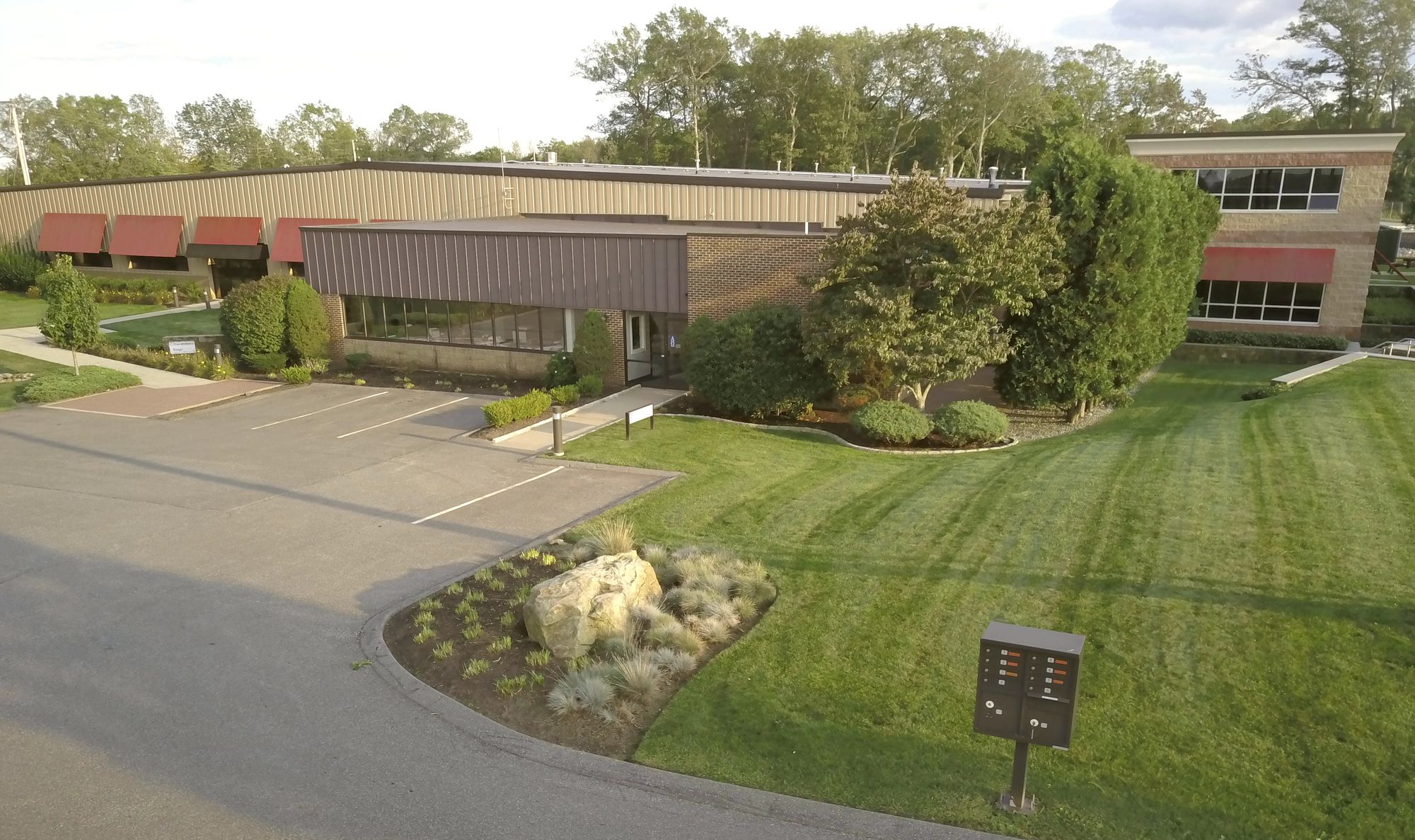 40 Albion Rd, Lincoln, RI 02865